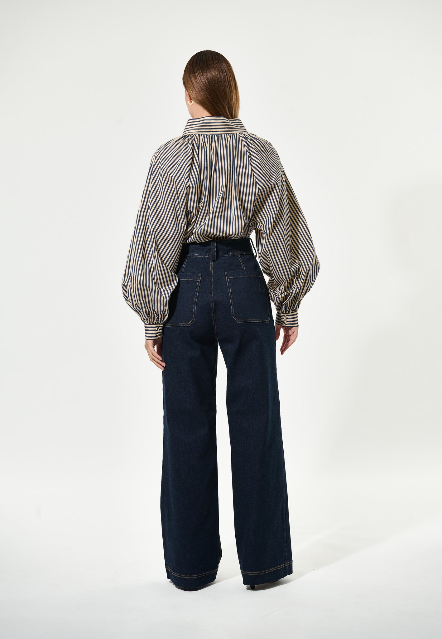 NICOLADEA - DEA KUDIBAL - CLASSIC STRIPE