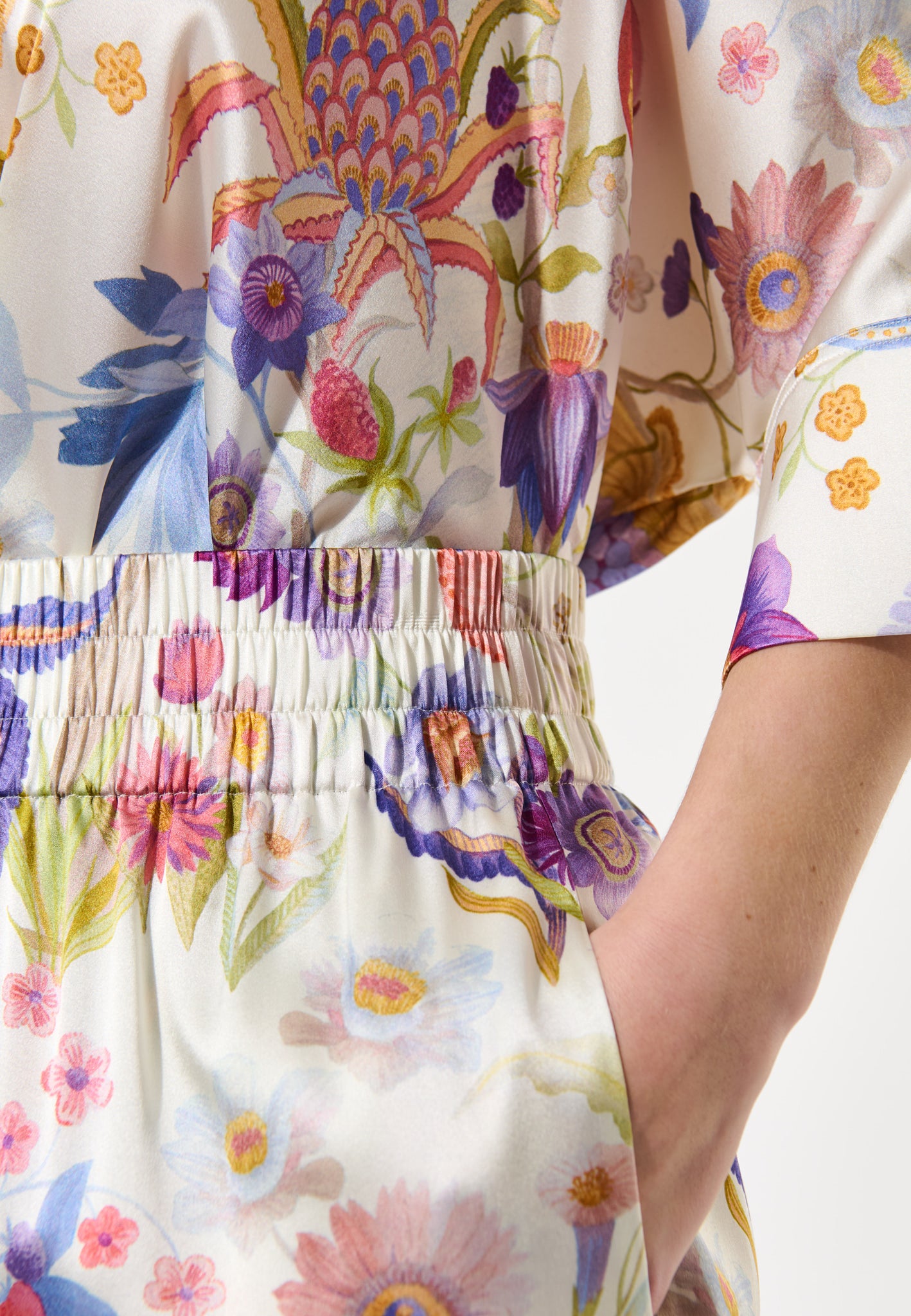 MARGODEA - DEA KUDIBAL - FLOWERTREE