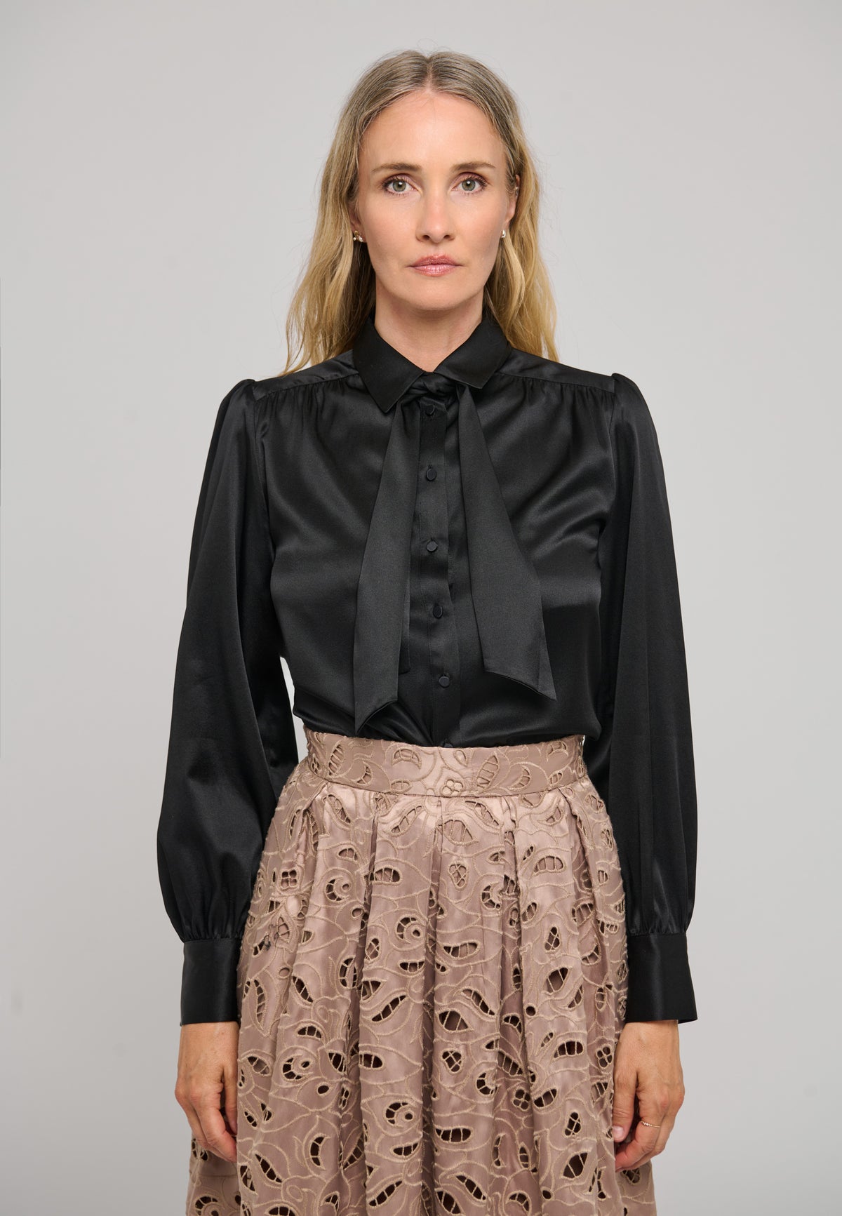 MOADEA-DEA KUDIBAL-BLACK