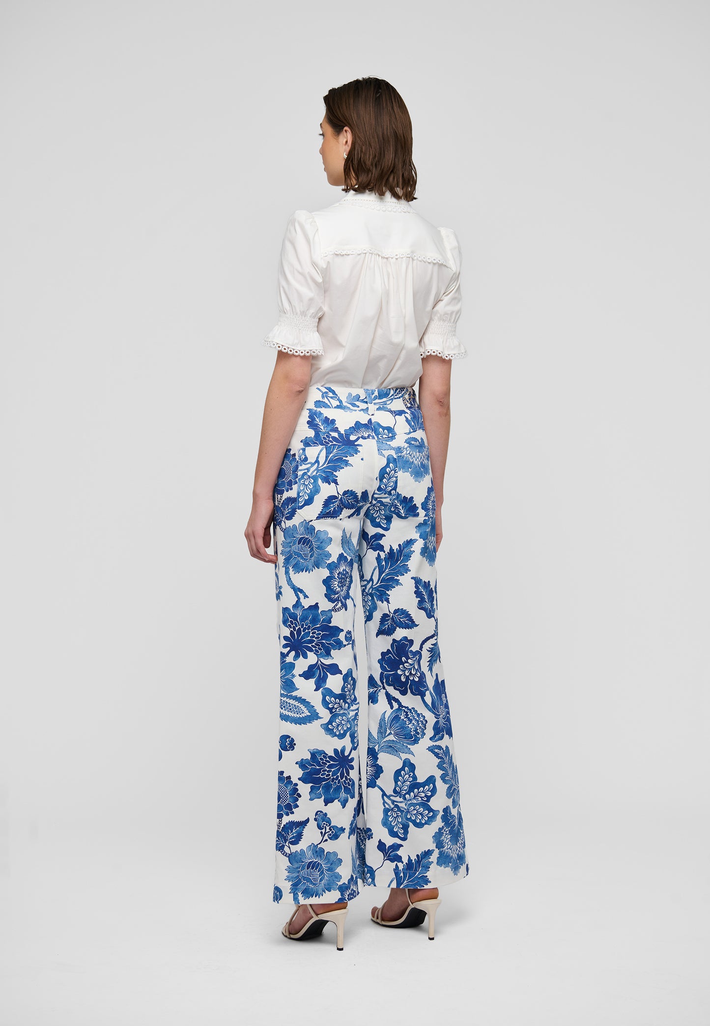 DARADEA - DEA KUDIBAL - NAT. WHITE