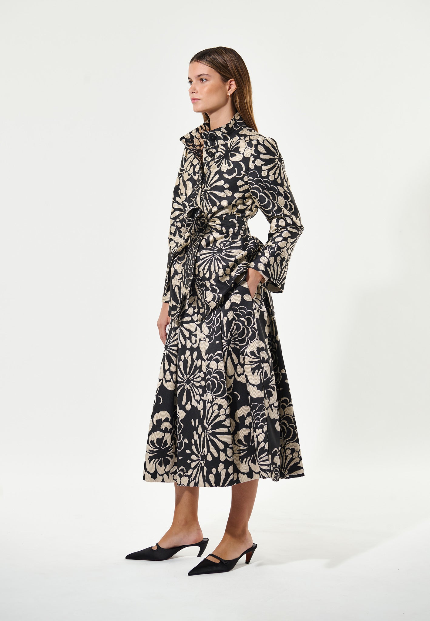 ELLADEA -DEA KUDIBAL - FLORANA