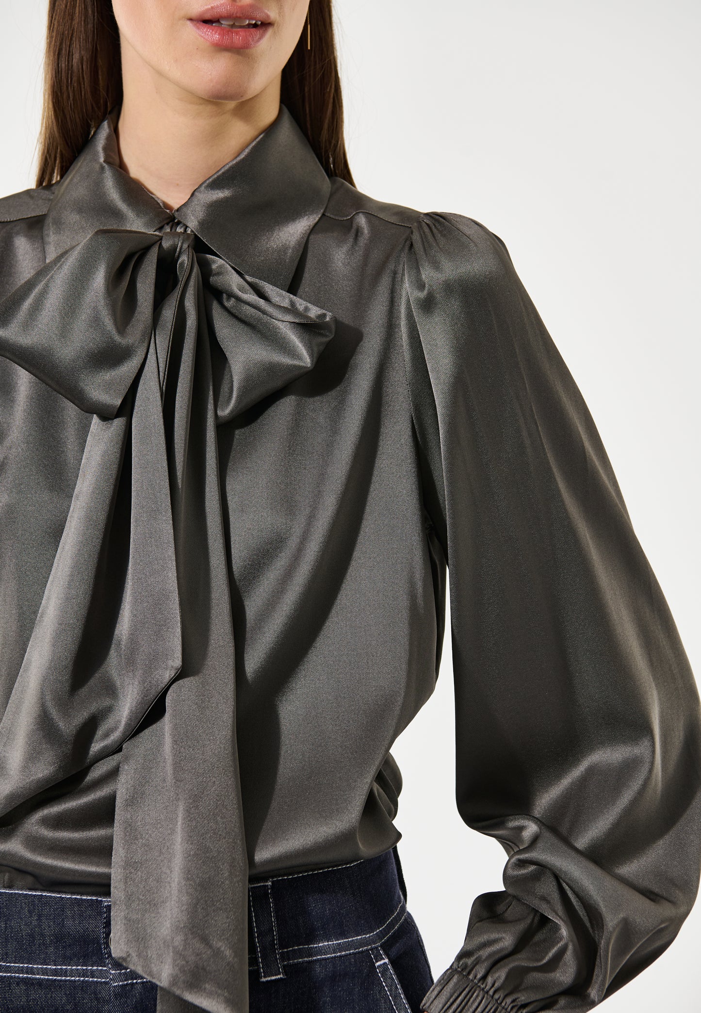 KIKKIDEA  - DEA KUDIBAL - ANCHOR