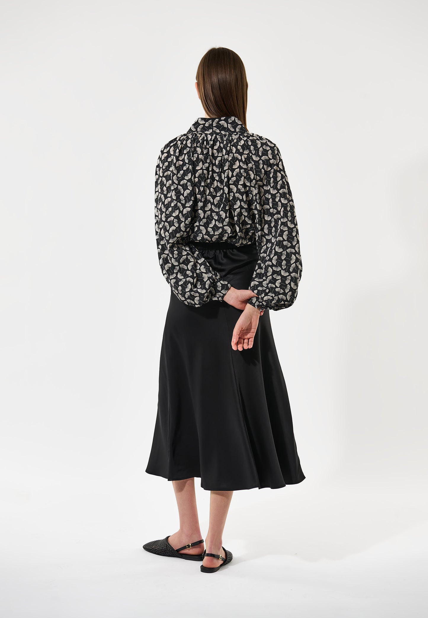 NITADEA  - DEA KUDIBAL - OHARA CREAM