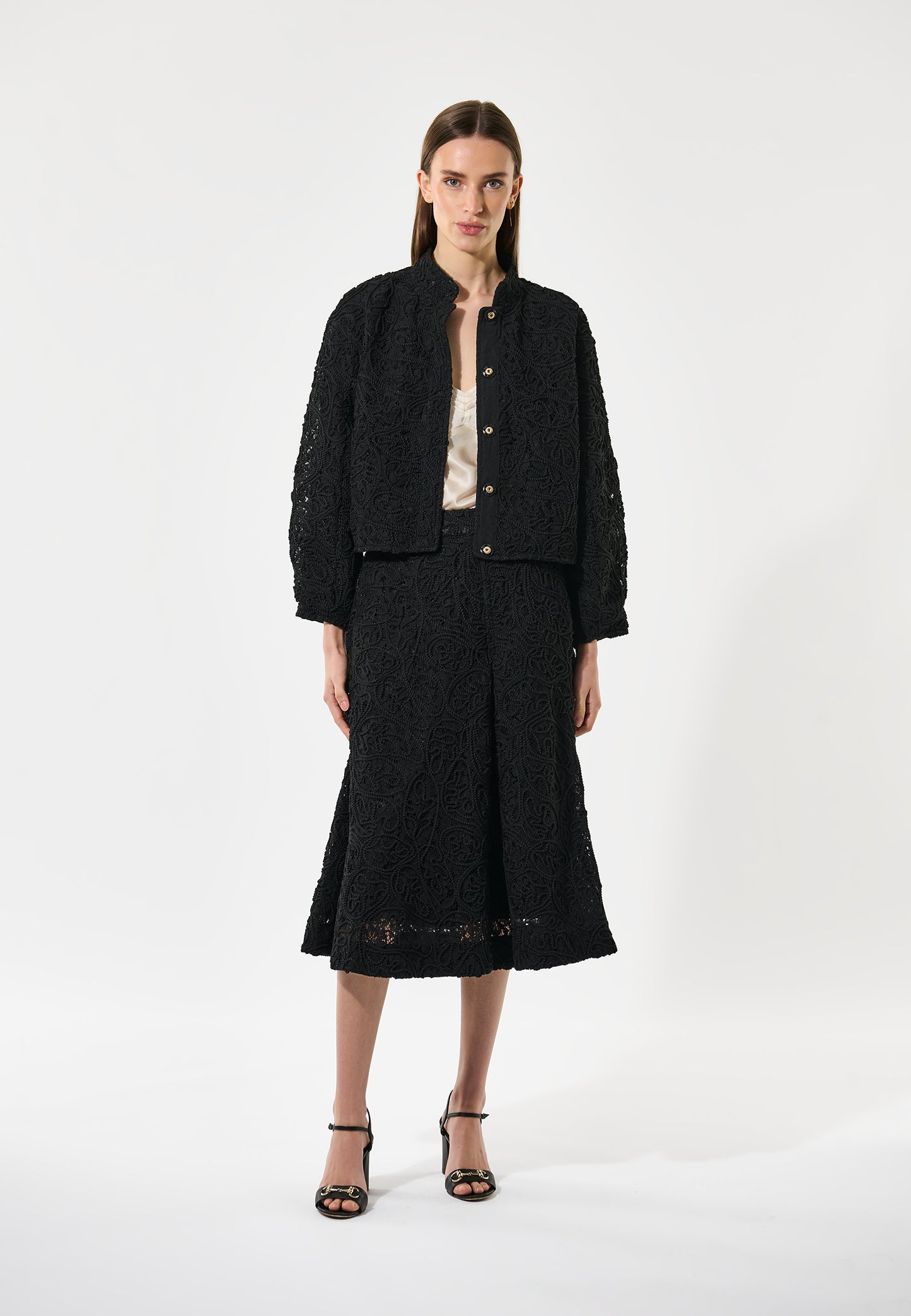 ALMADEA - DEA KUDIBAL - BLACK