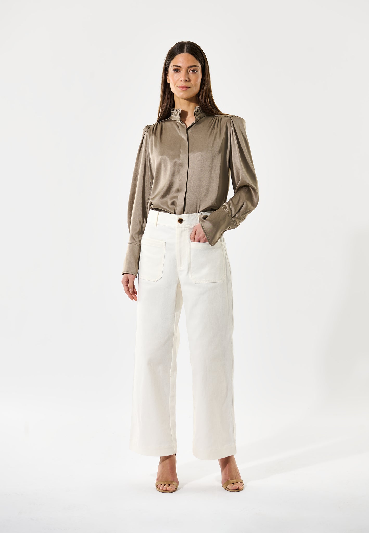 ROBERTADEA  - DEA KUDIBAL - FUNGIS