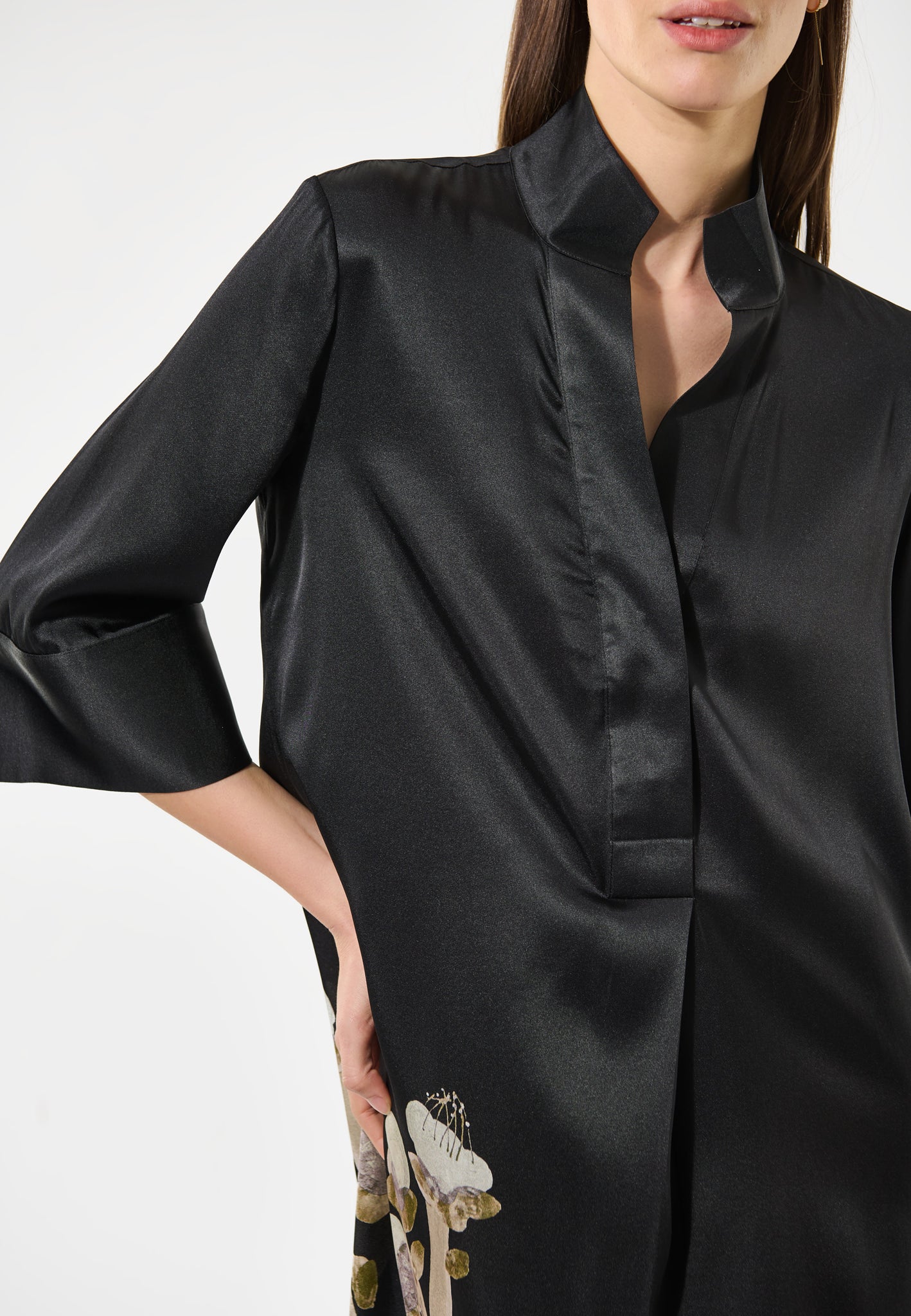 HELGADEA - DEA KUDIBAL - LOTUS BLACK