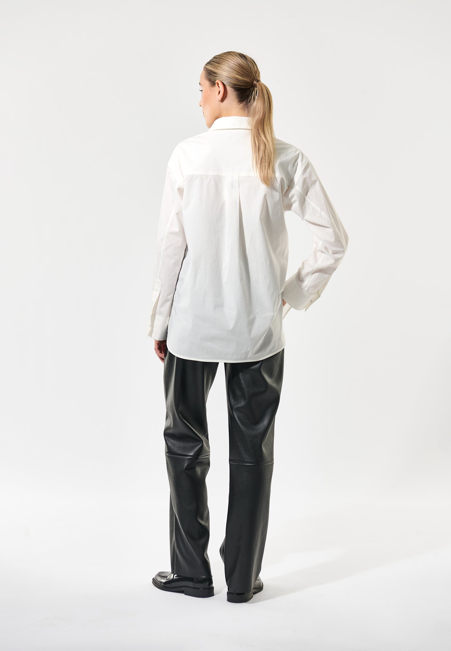 PAYANADEA - DEA KUDIBAL - NAT WHITE