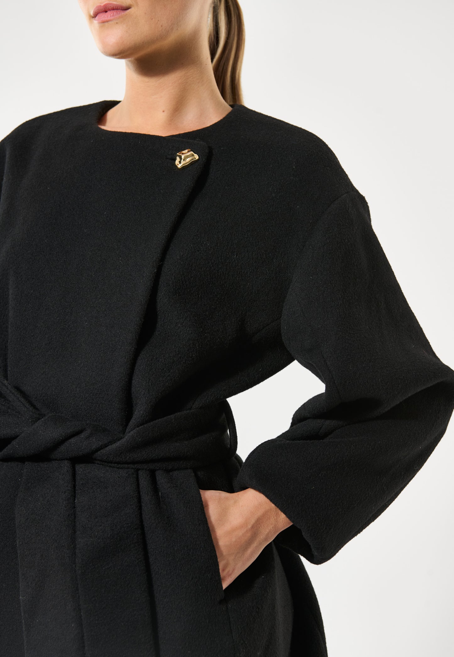 CHERIDEA - DEA KUDIBAL - BLACK