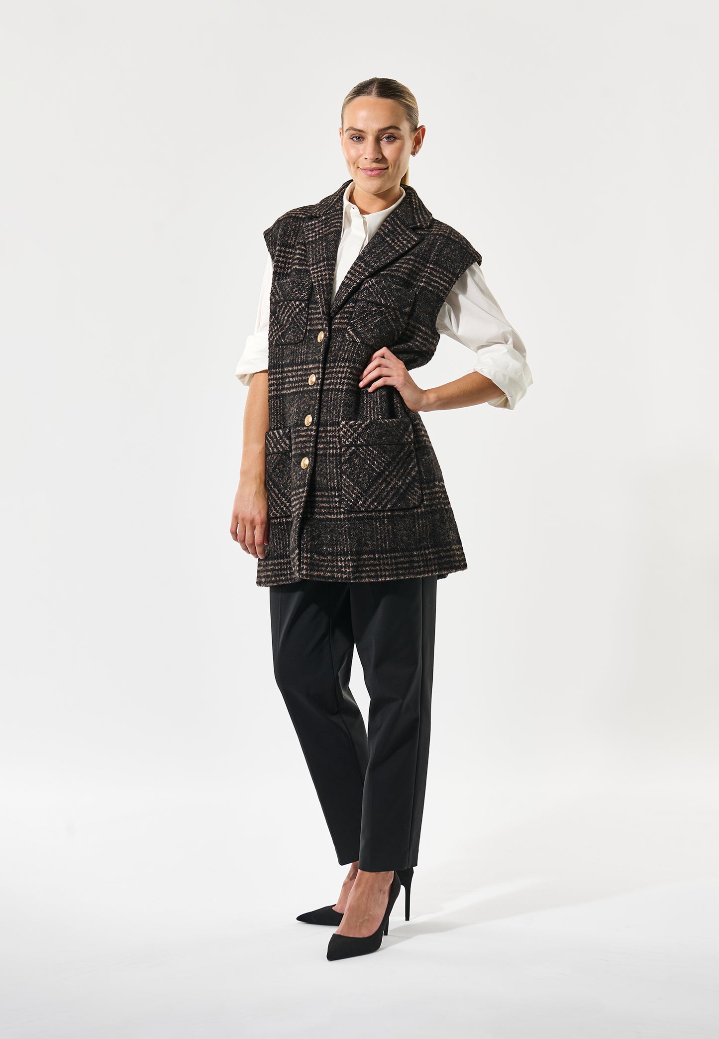 DUNJADEA - DEA KUDIBAL - BLACK CHECK