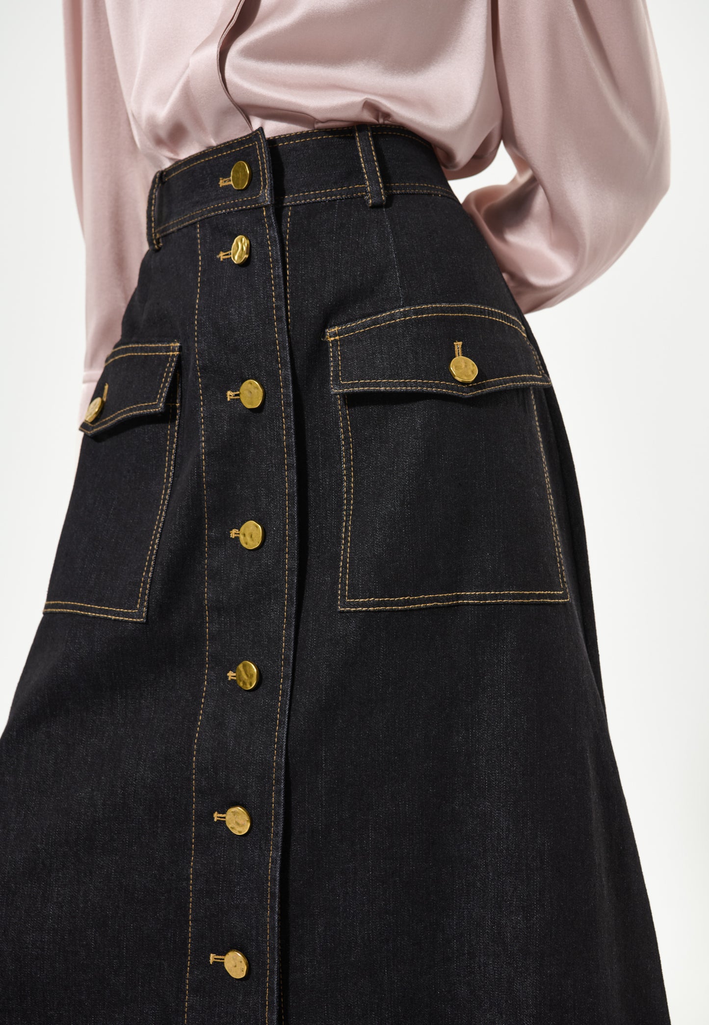 DANICADEA - DEA KUDIBAL - RAW BLUE