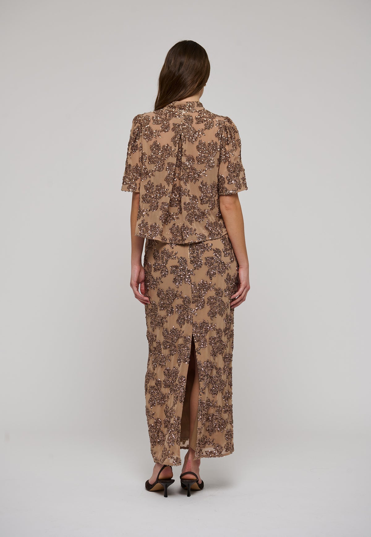 ARIADEA - DEA KUDIBAL - LUMIRA FLORAL