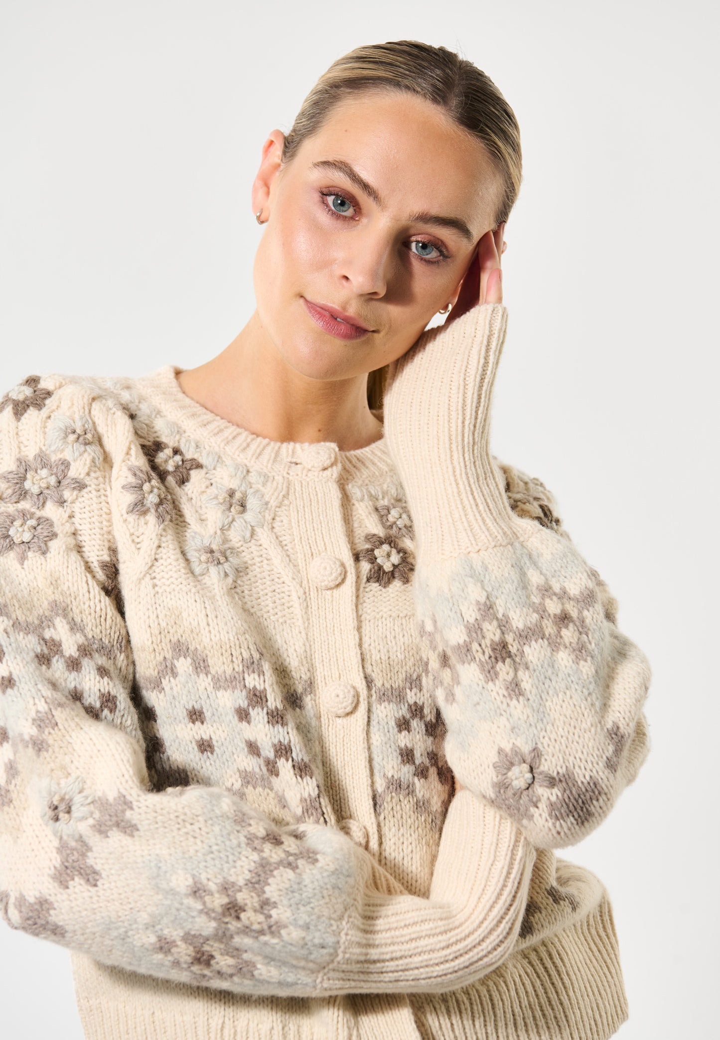 LIVADEA - DEA KUDIBAL - CREAM