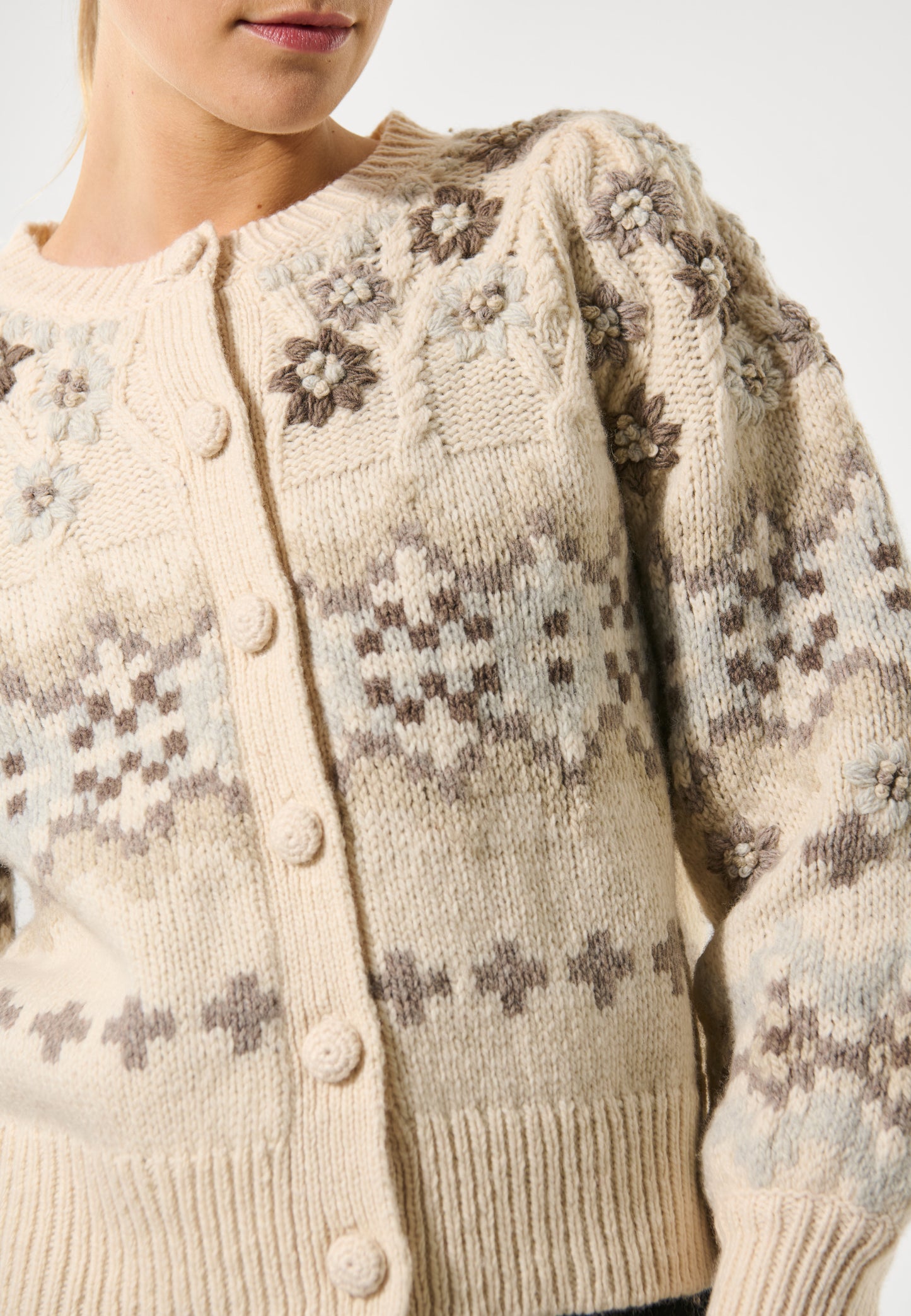 LIVADEA - DEA KUDIBAL - CREAM