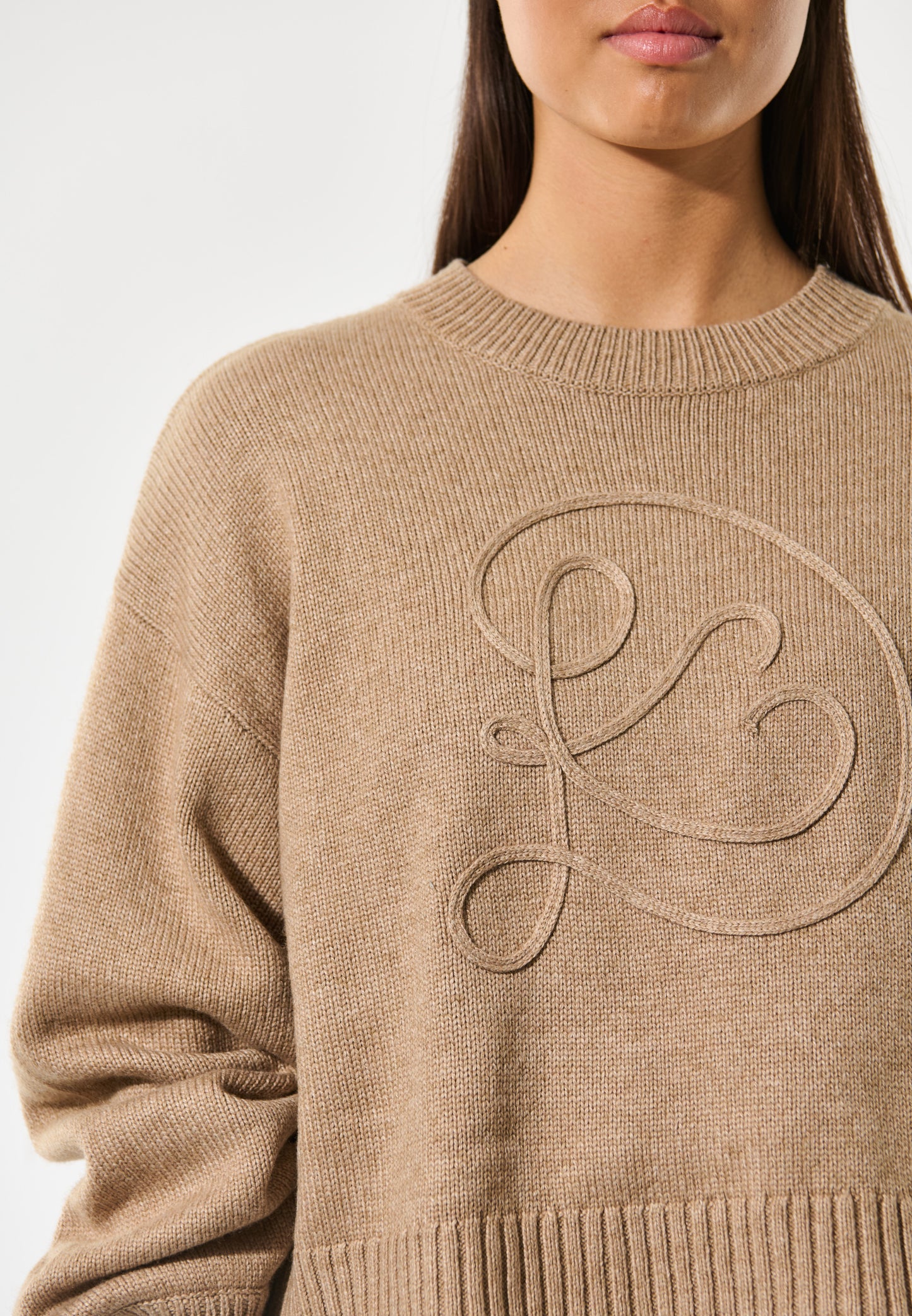 MILADEA - DEA KUDIBAL - CAPPUCCINO