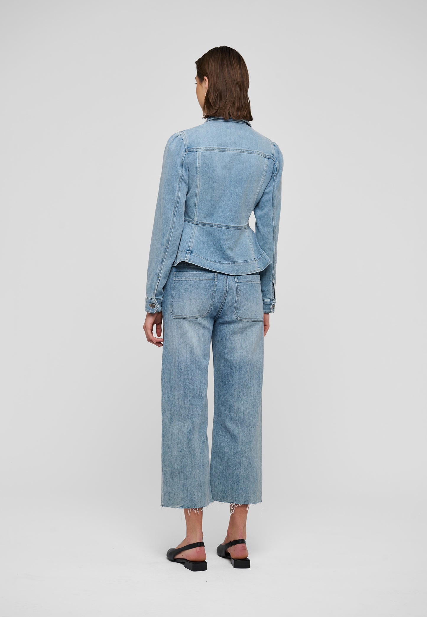 BLANCADEA - DEA KUDIBAL - LIGHT BLUE