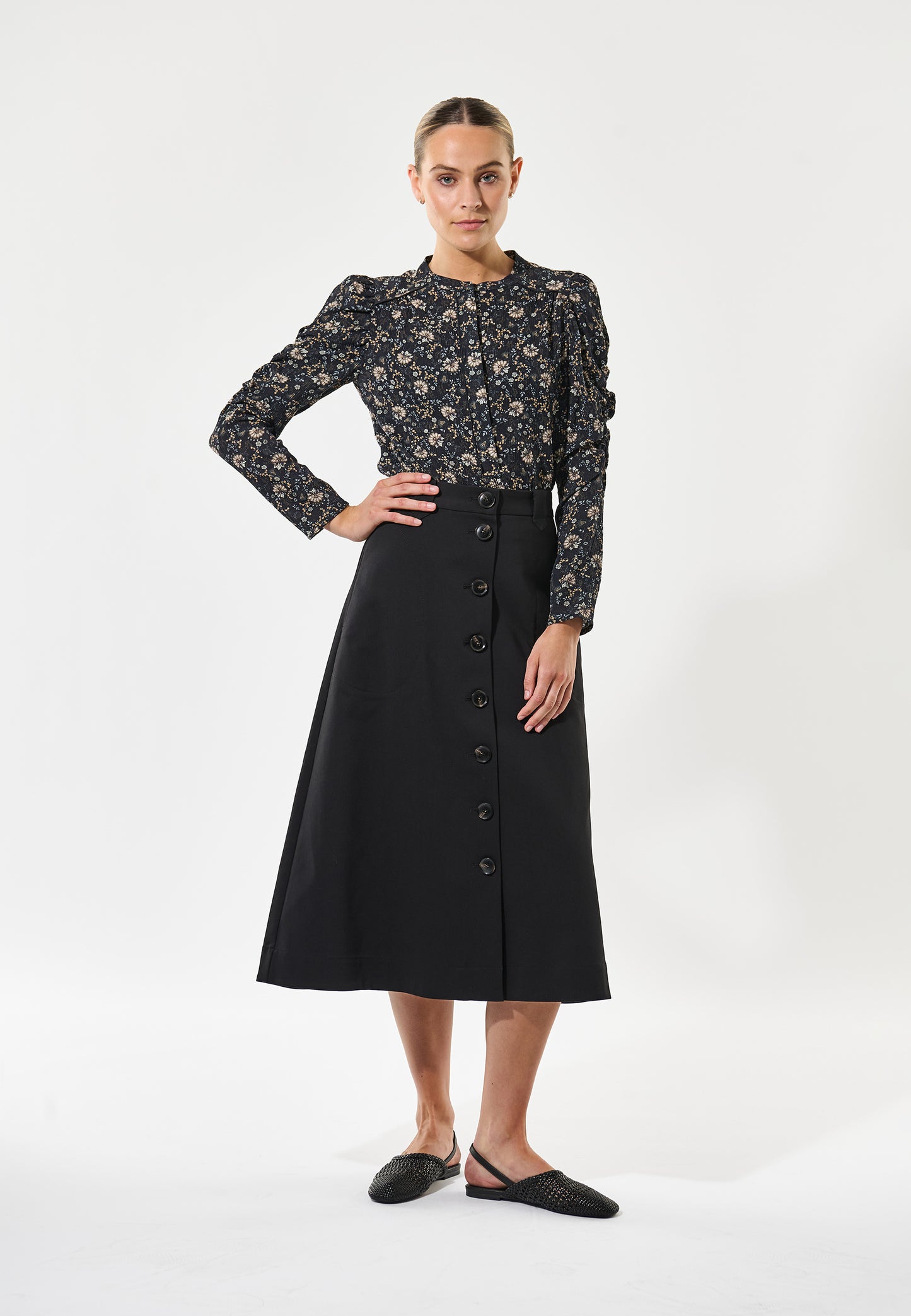 VISTIDEA - DEA KUDIBAL - TAKASHI DK NAVY