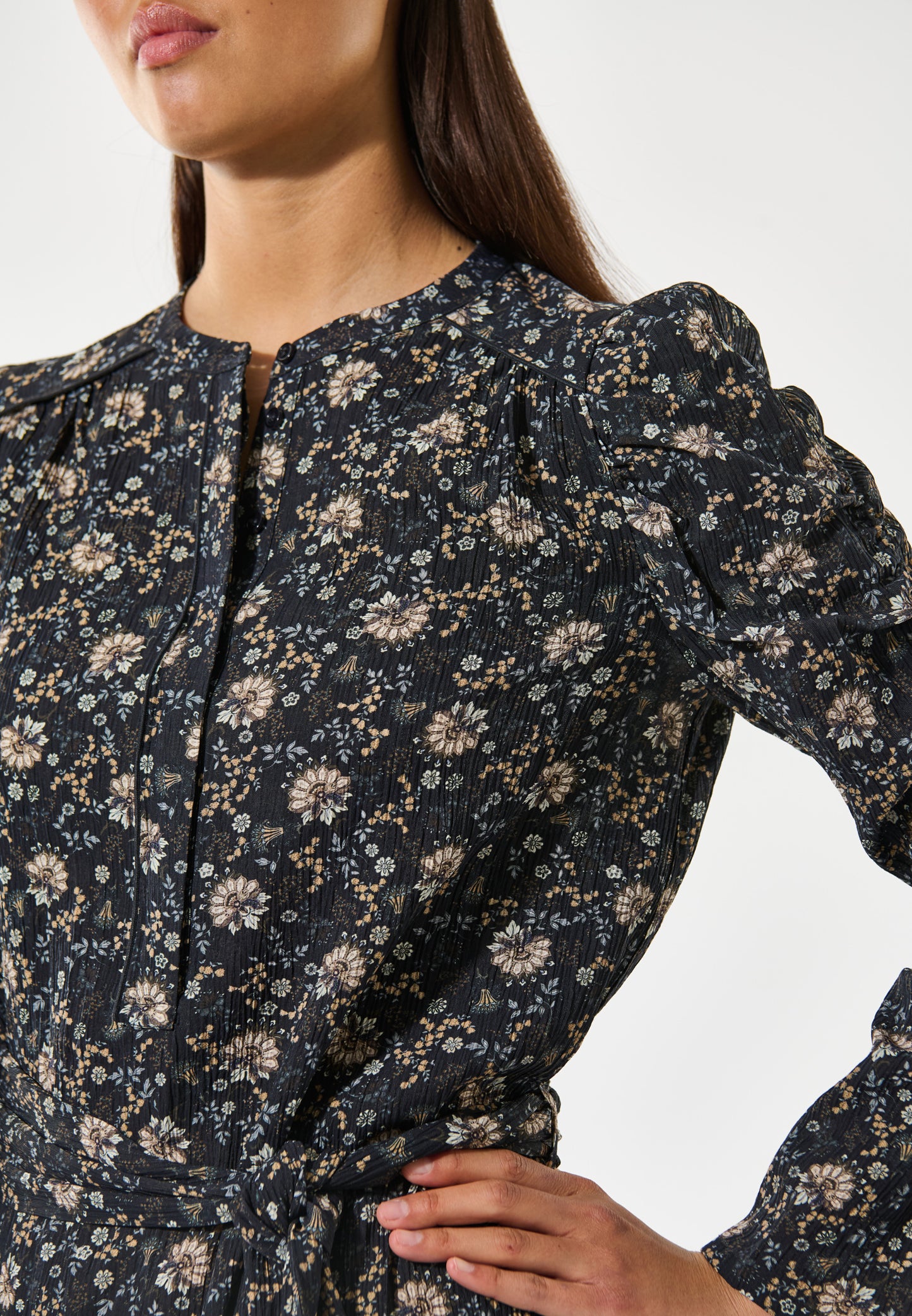 YANNADEA - DEA KUDIBAL - TAKASHI DK NAVY