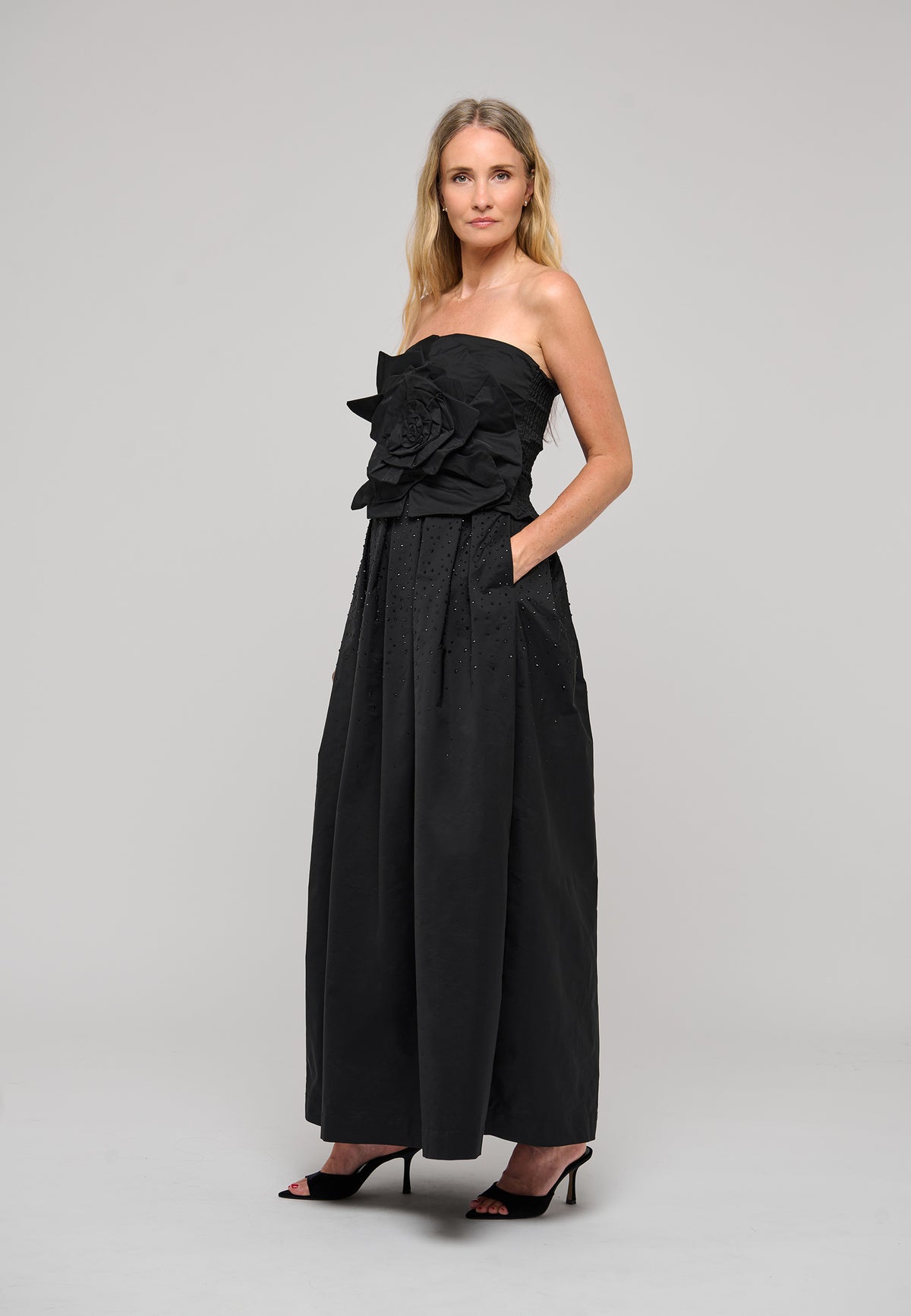 THERESEDEA NS DEA KUDIBAL - BLACK TAFFETA