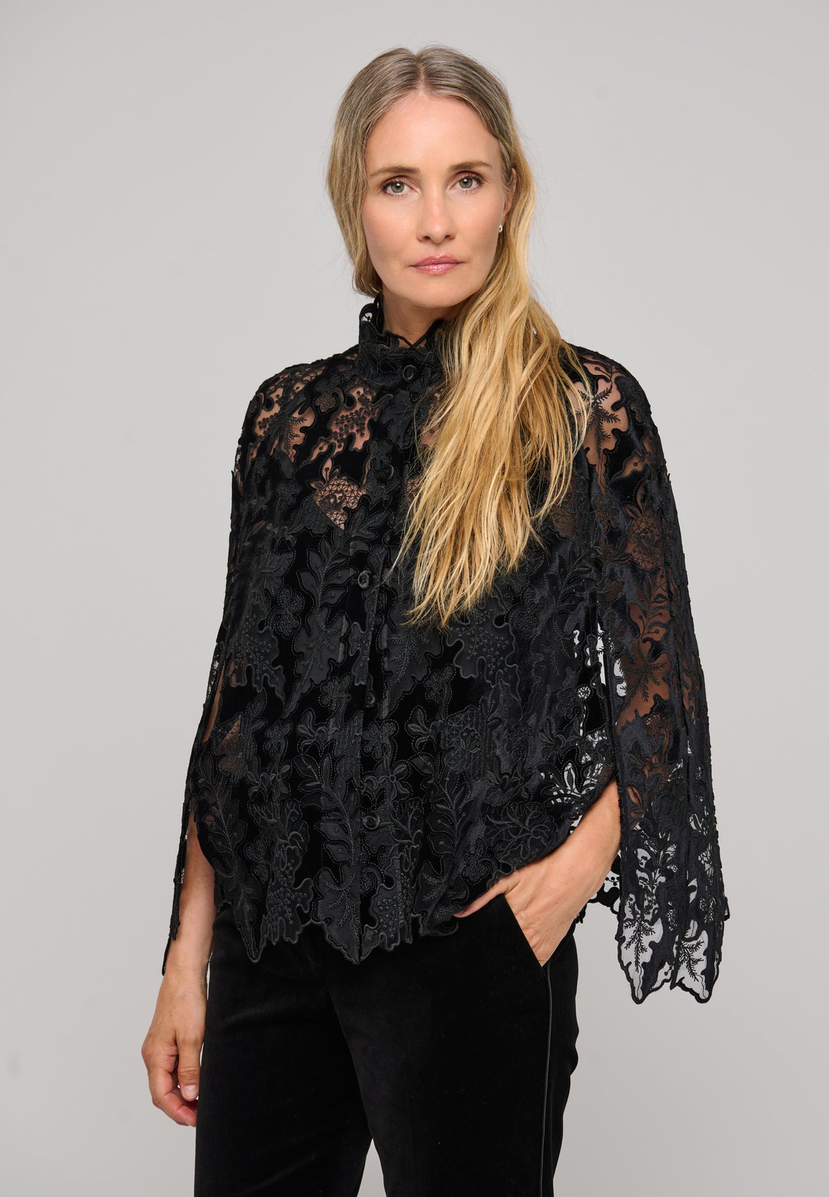 AMINADEA - DEA KUDIBAL- BLACK EMBROIDERY