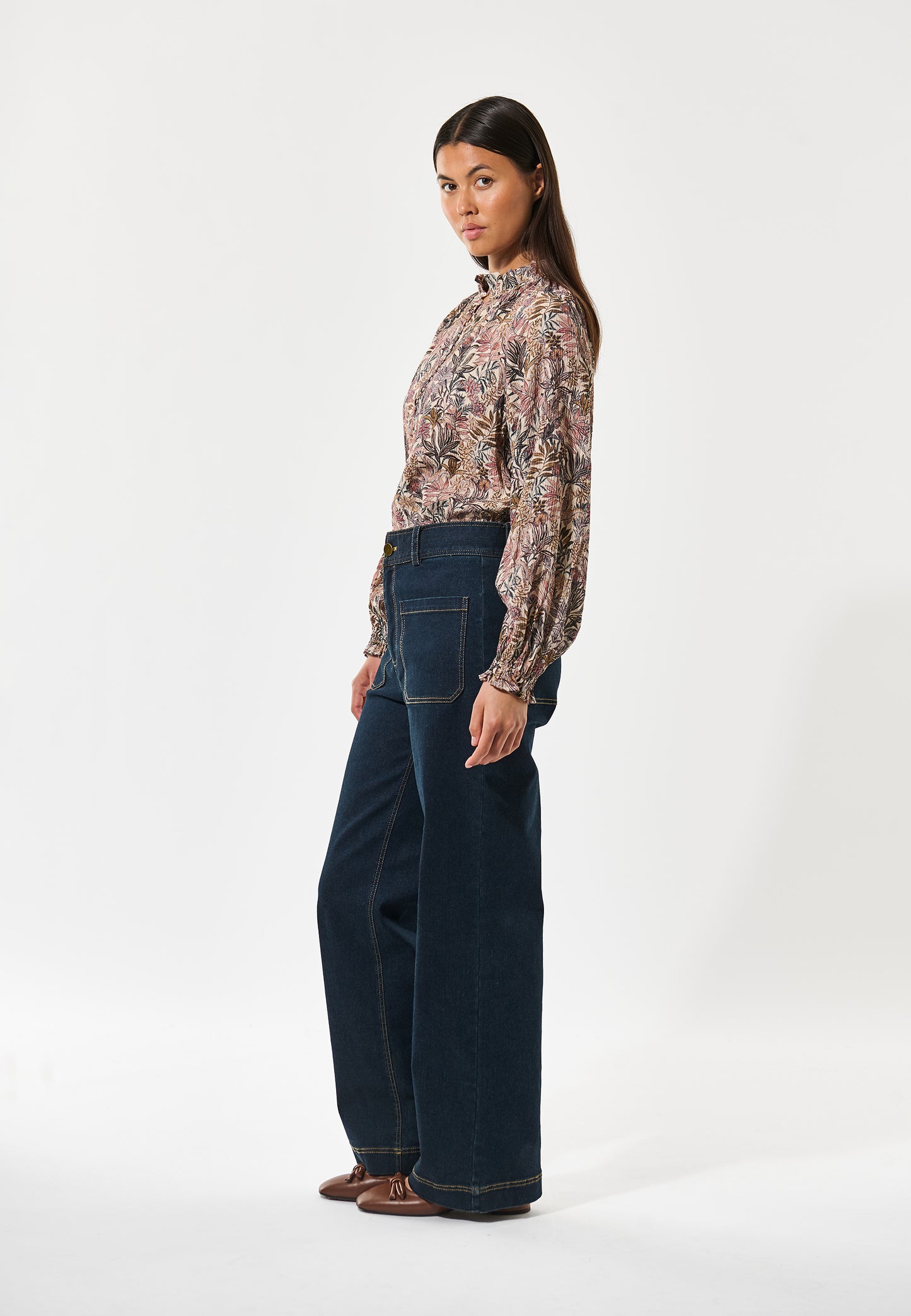 DEA KUDIBAL - NADINASDEA - MORIKI CREAM