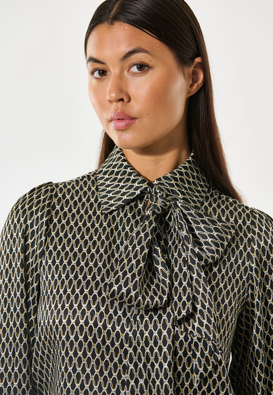 KIKKIDEA  - DEA KUDIBAL - TAKAO