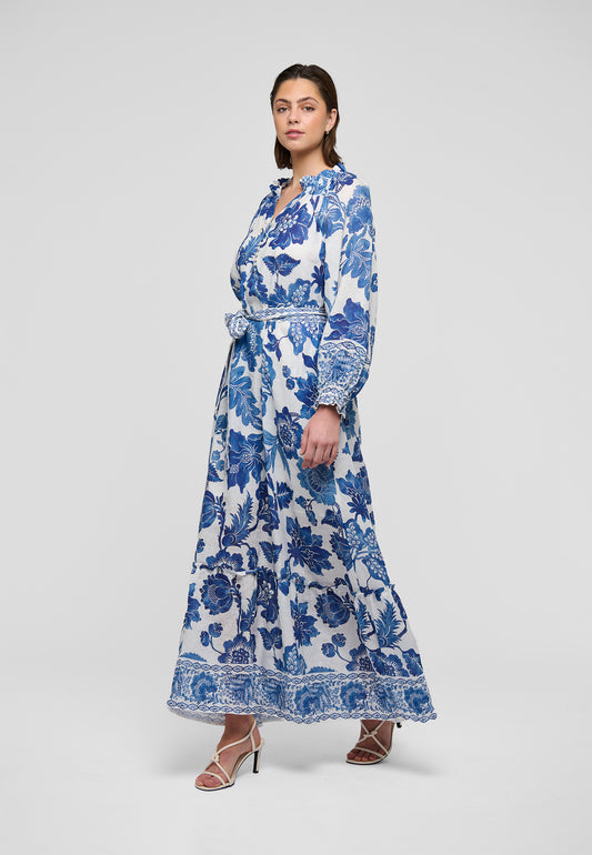 IDANIADEA - DEA KUDIBAL - BLOSSOMING