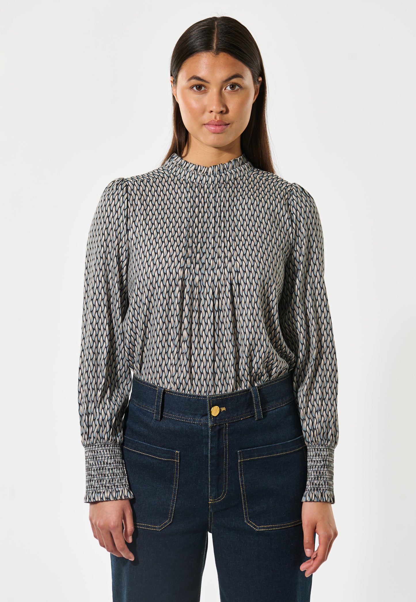 CAYADEA  - DEA KUDIBAL - SHIRO