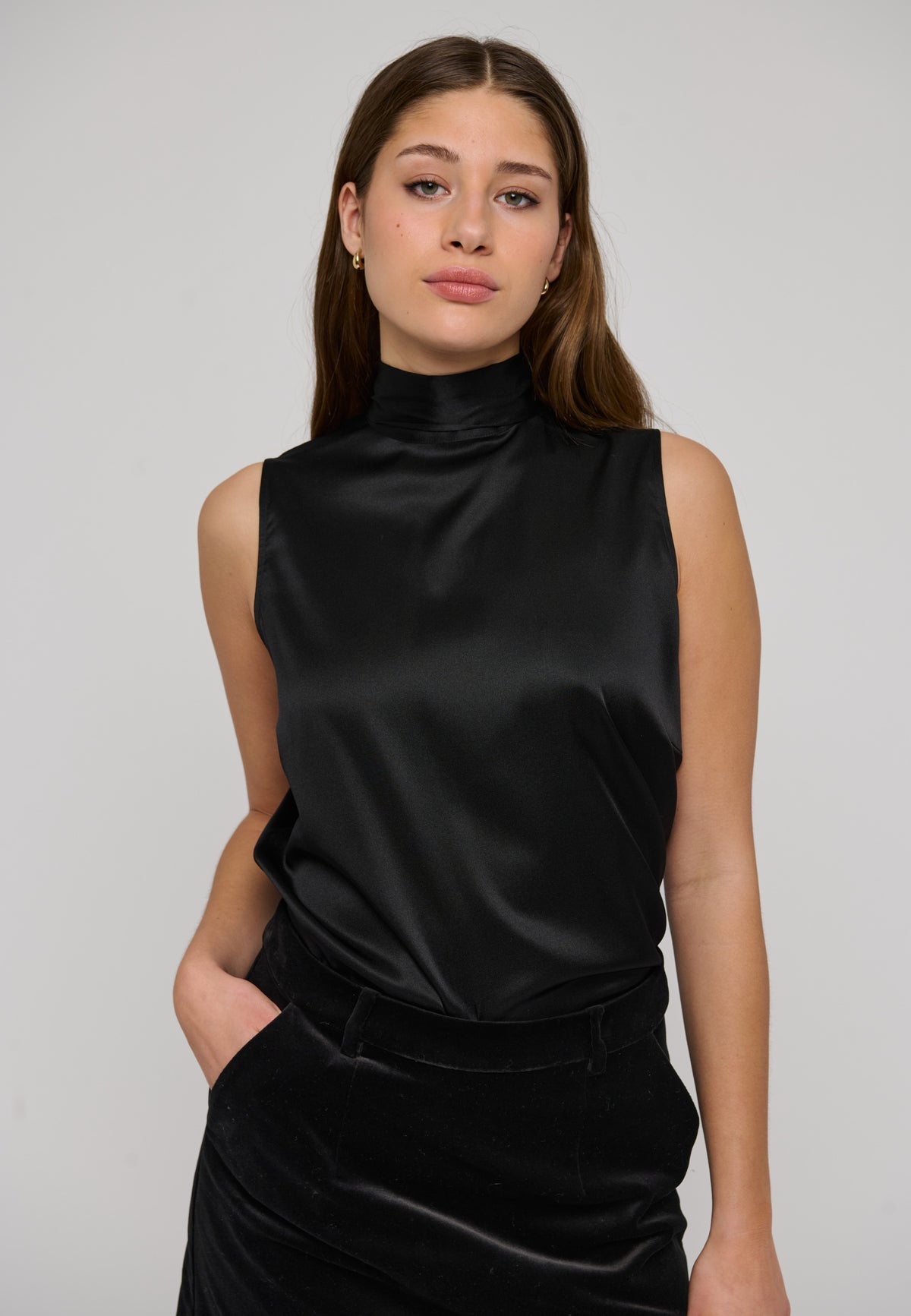 LUCIADEA-DEA KUDIBAL- BLACK