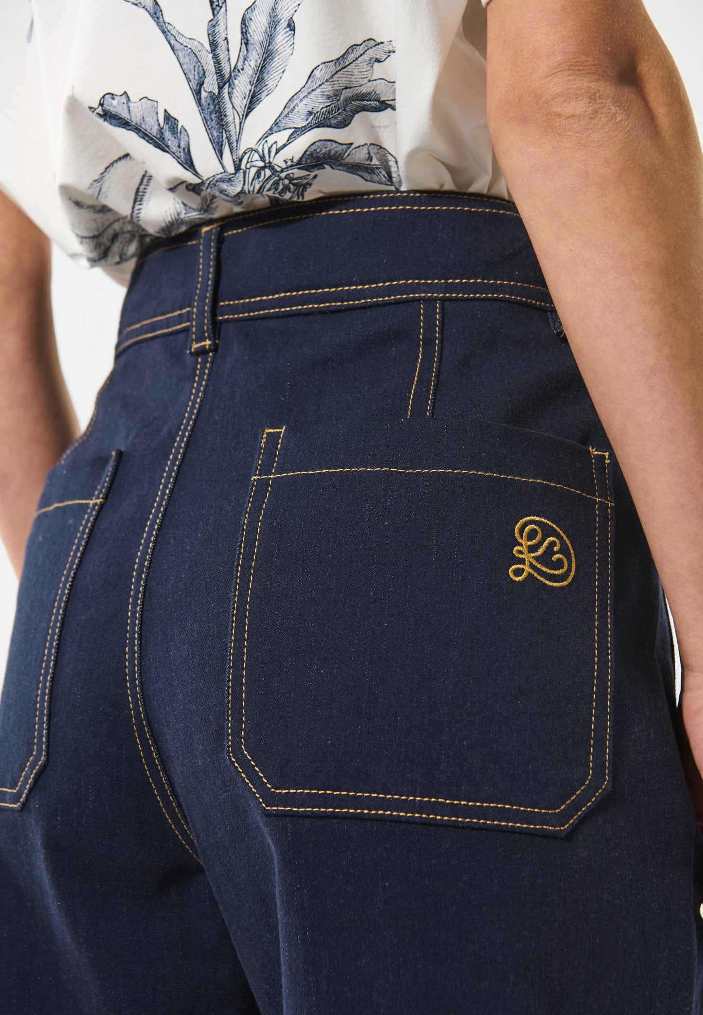 MIADEA - DEA KUDIBAL - CLASSIC BLUE