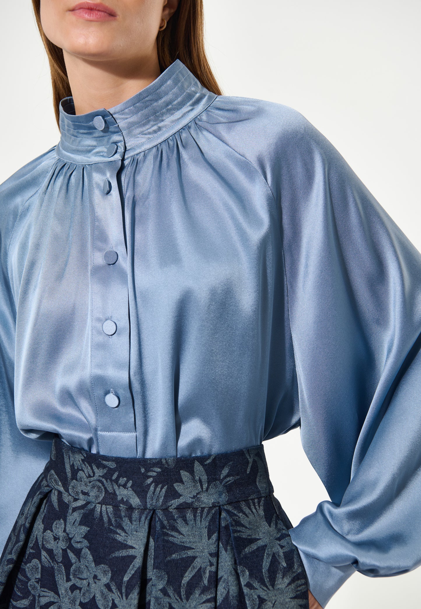 NICOLADEA  - DEA KUDIBAL - HARBOUR