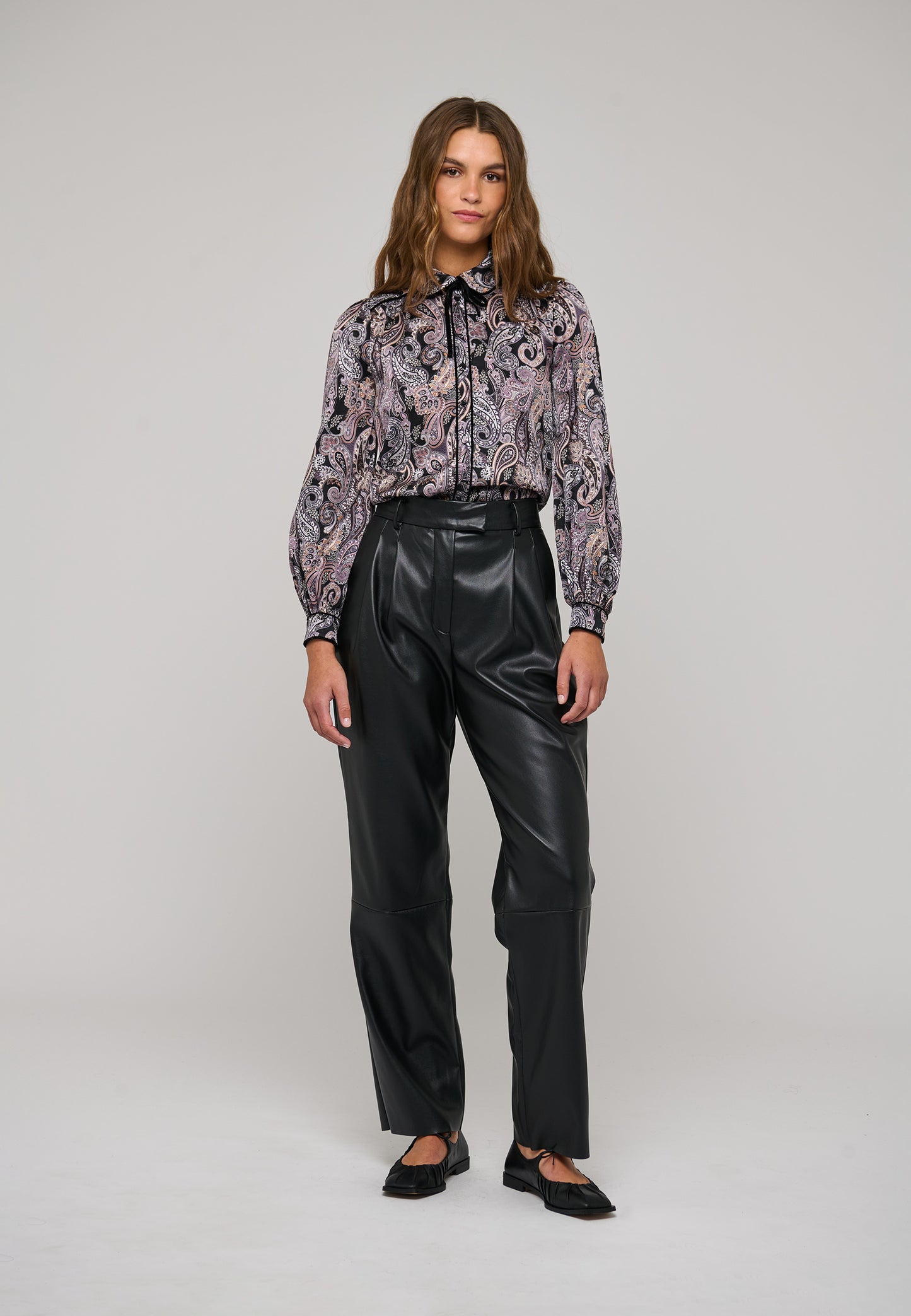 MARGITDEA - DEA KUDIBAL - PAISLEY BLACK