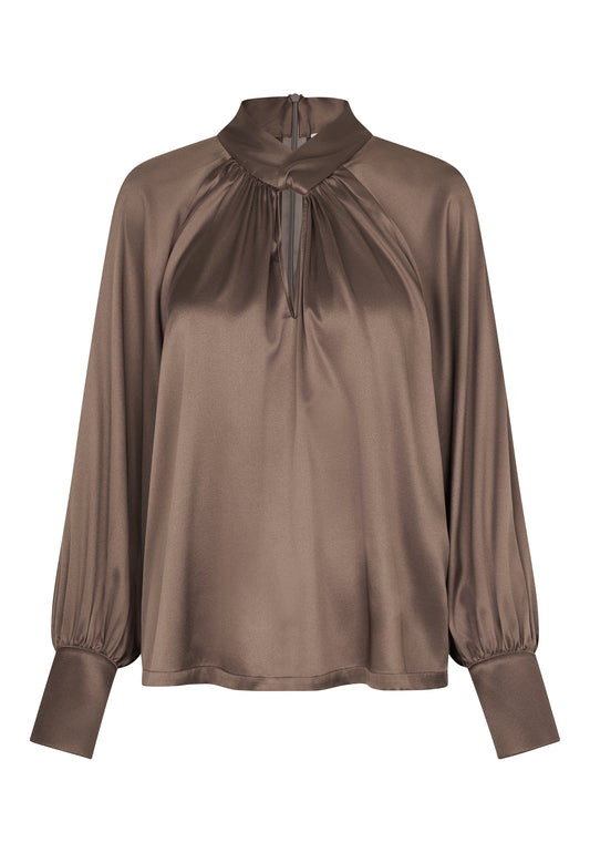MADELAINEDEA - DEA KUDIBAL - WALNUT