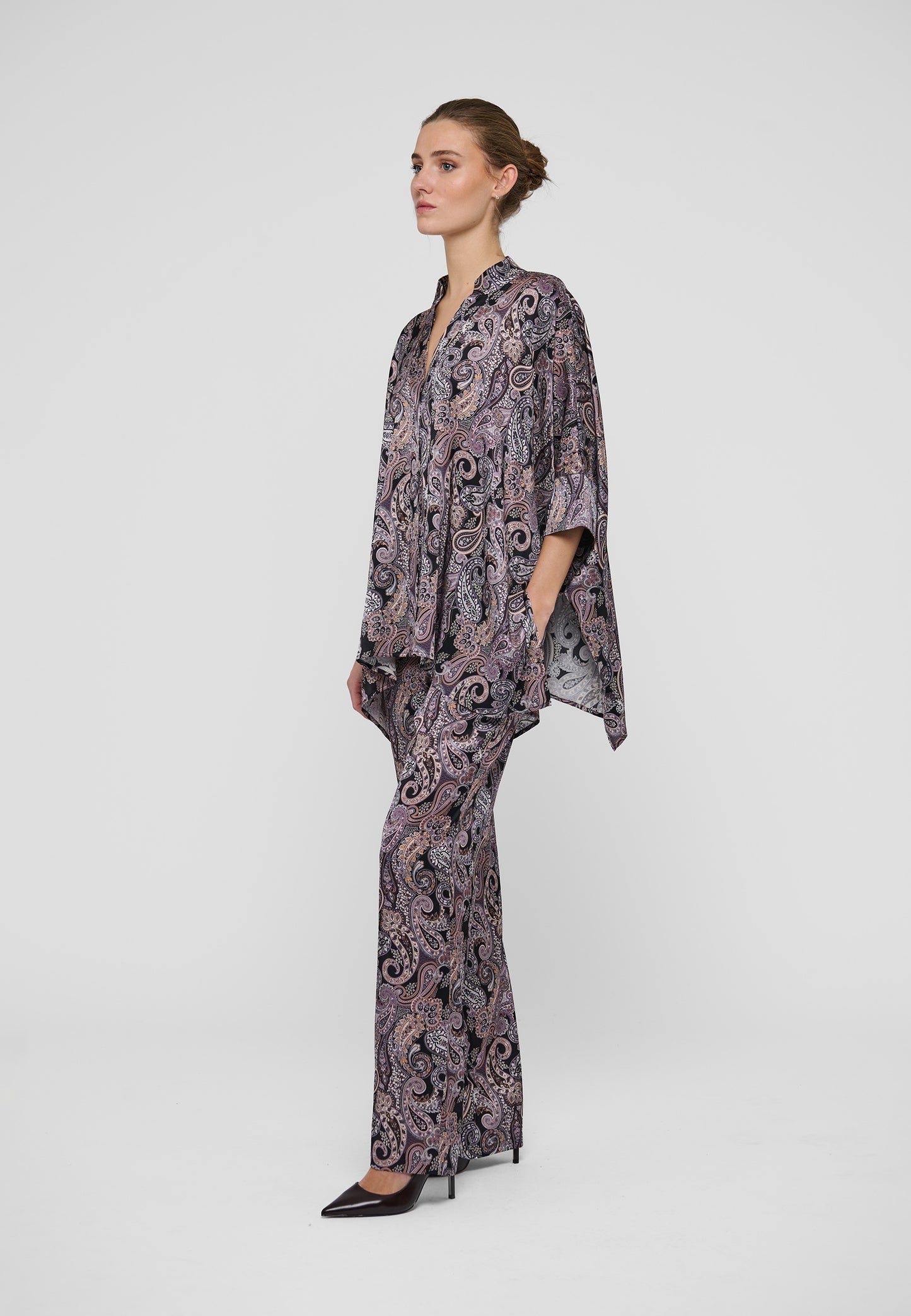 MANDYDEA - DEAKUDIBAL - PAISLEY BLACK