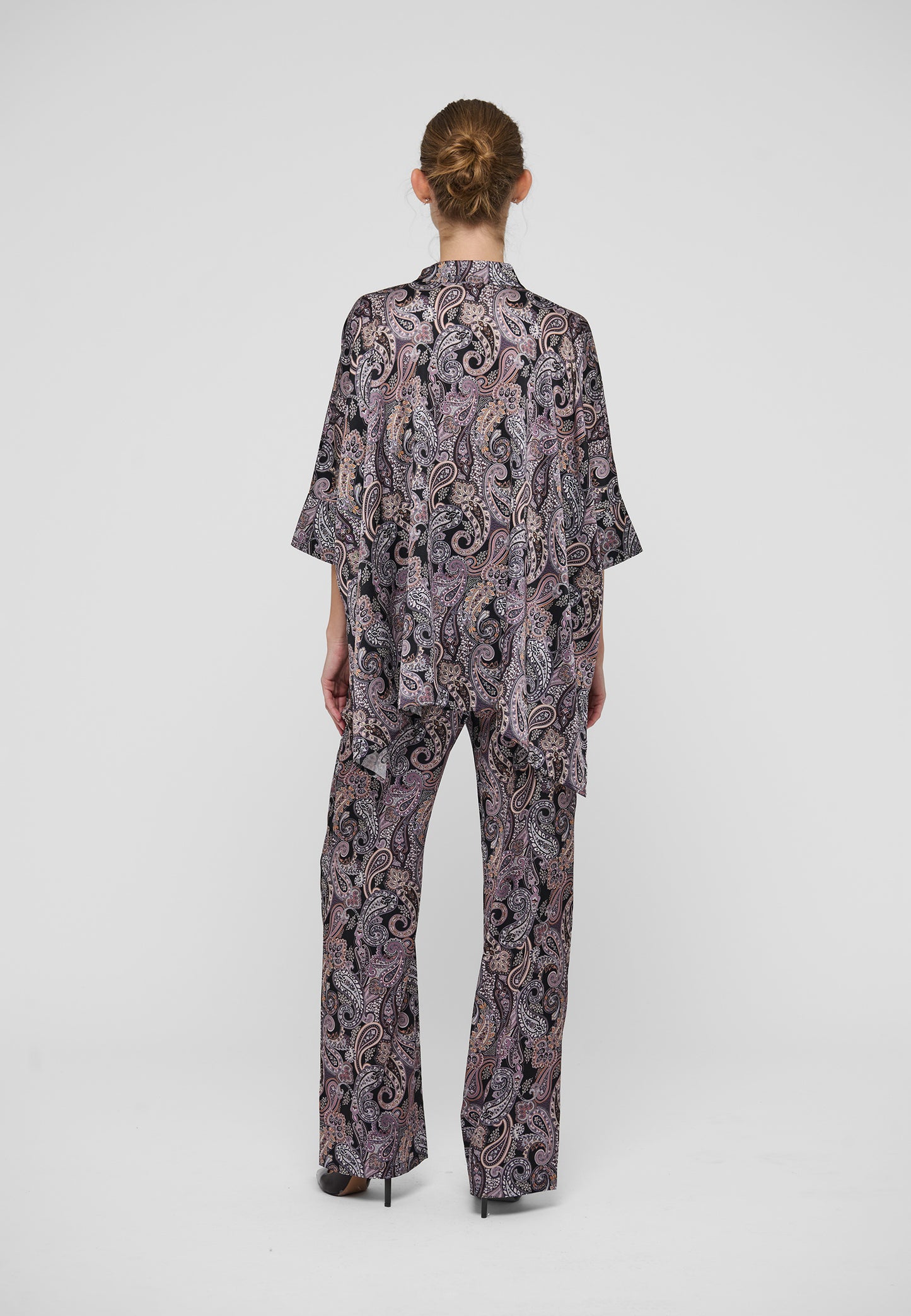MANDYDEA - DEAKUDIBAL - PAISLEY BLACK