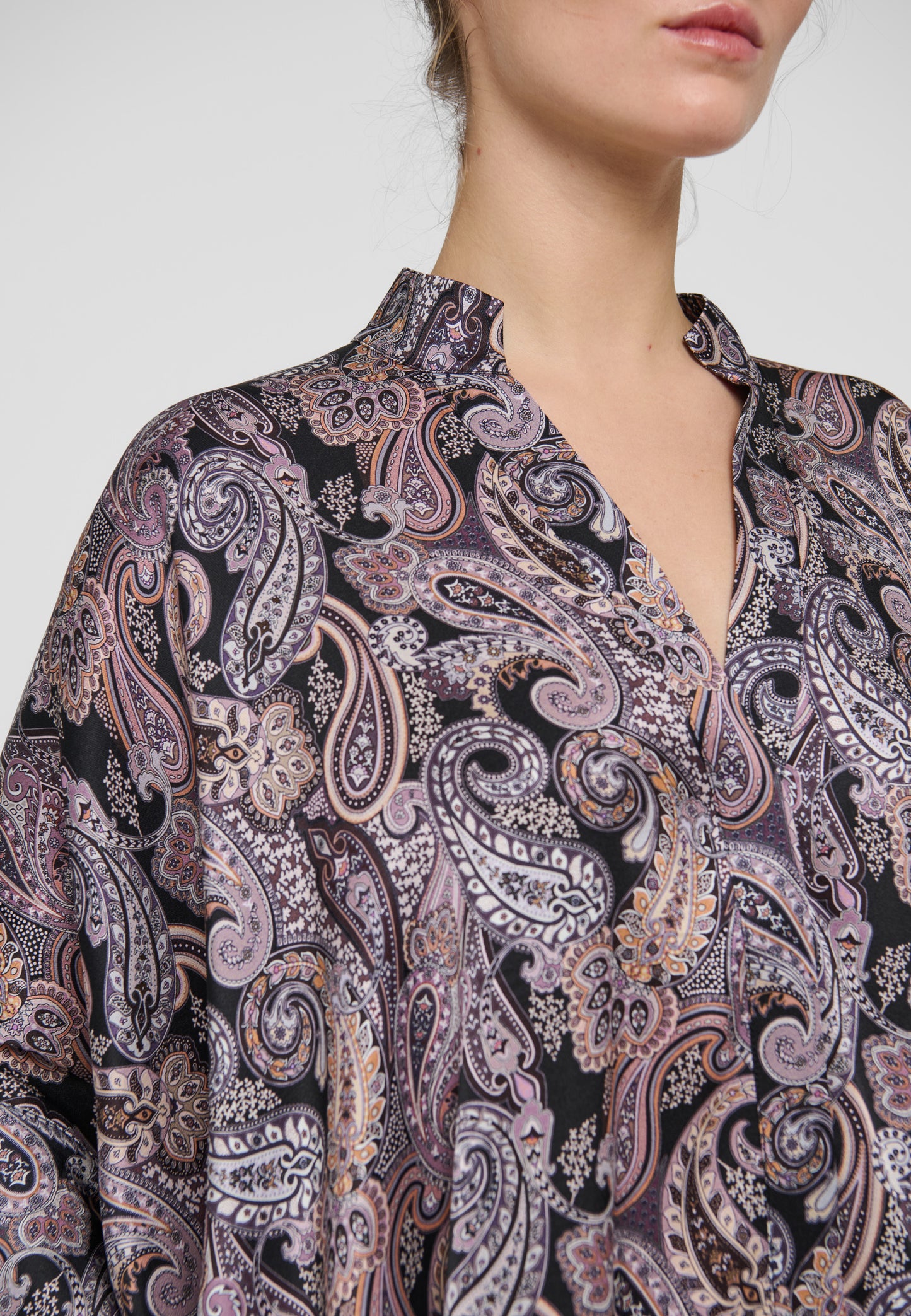 MANDYDEA - DEAKUDIBAL - PAISLEY BLACK