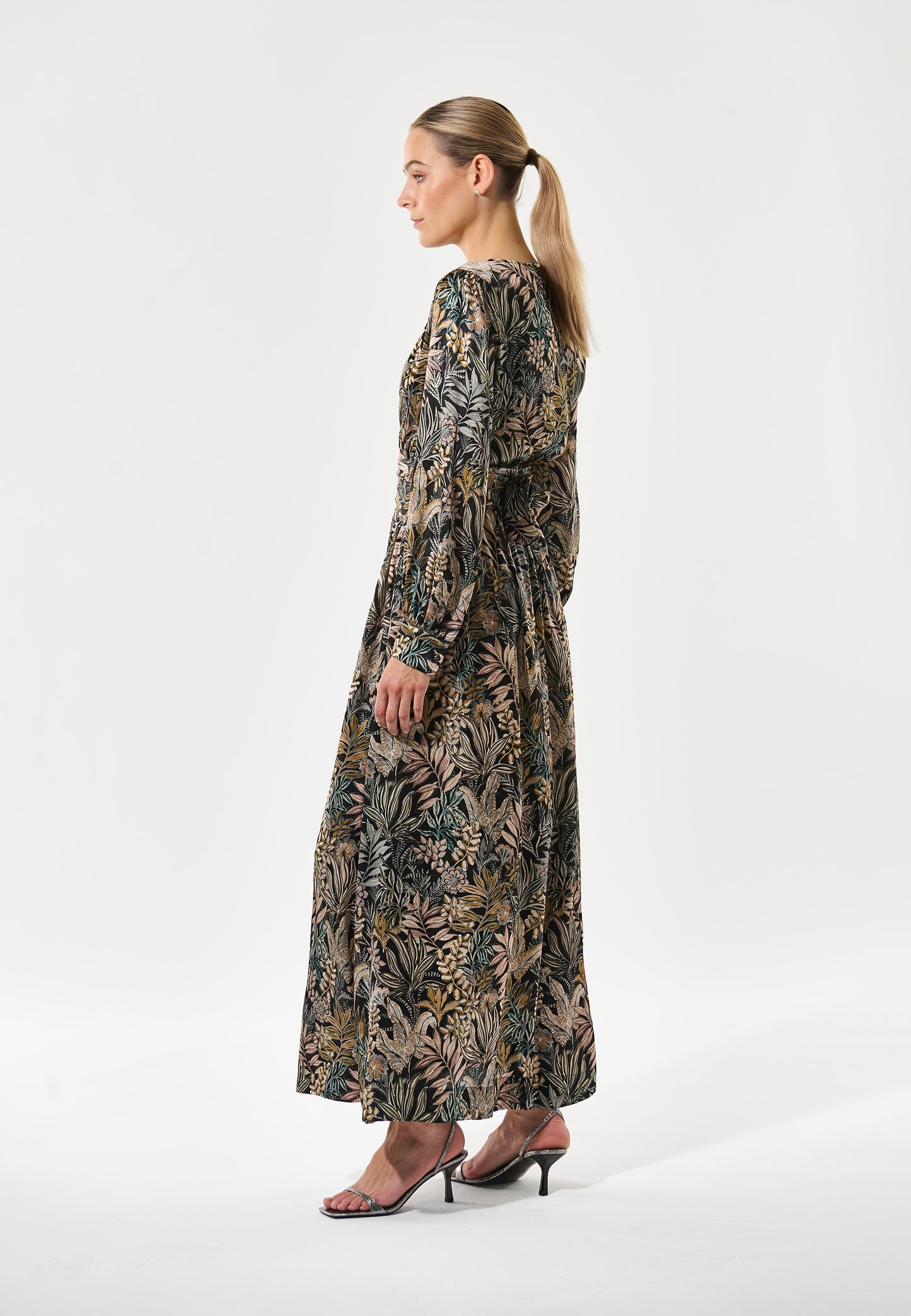 FABIANNA - DEA KUDIBAL - SENCHA BLACK