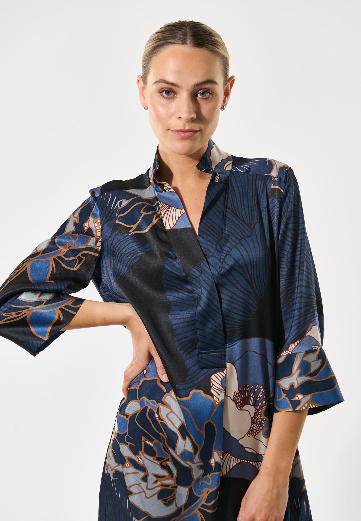 KAMILLESDEA - DEA KUDIBAL - ALEPIDIA BLUE