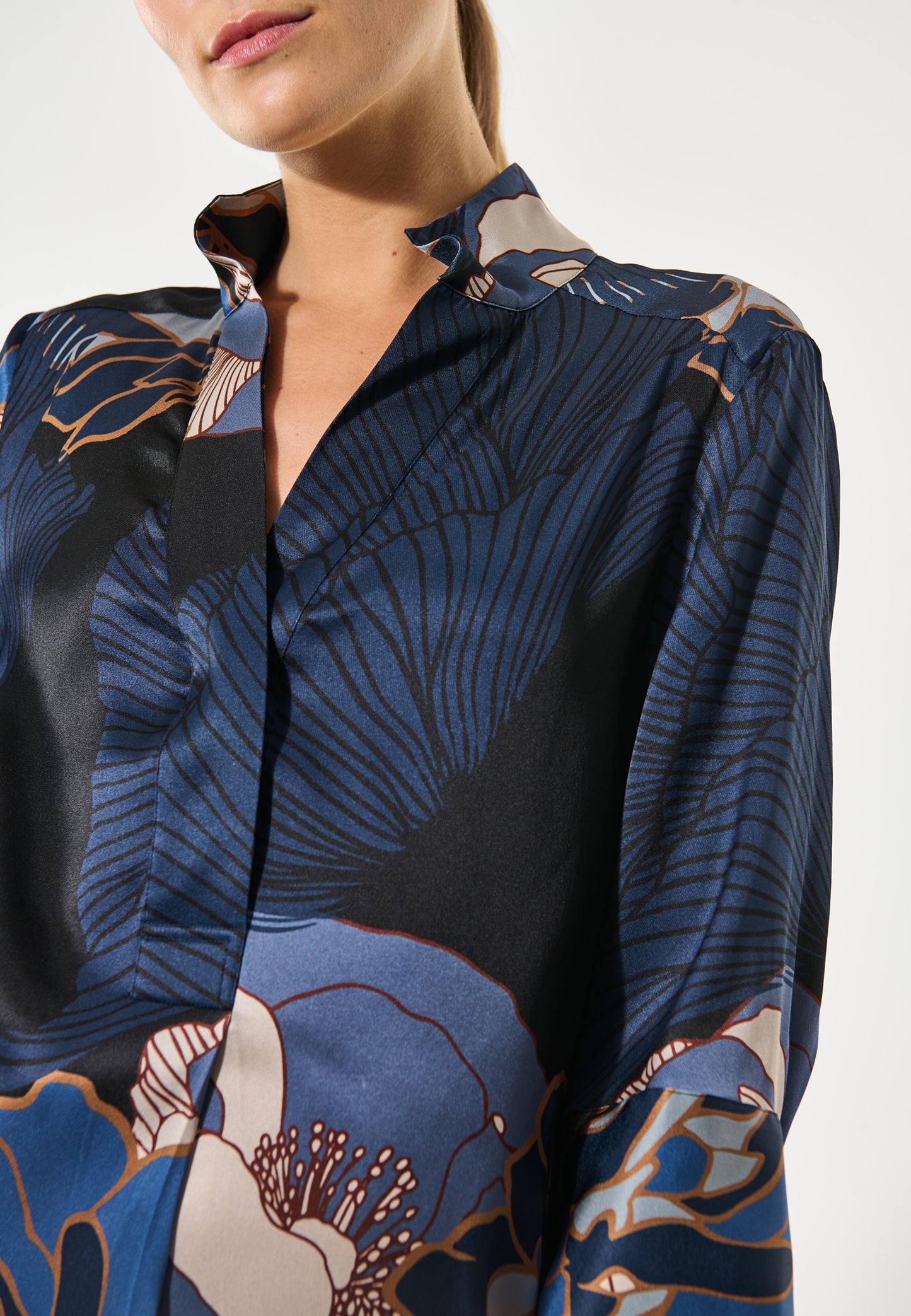 KAMILLESDEA - DEA KUDIBAL - ALEPIDIA BLUE