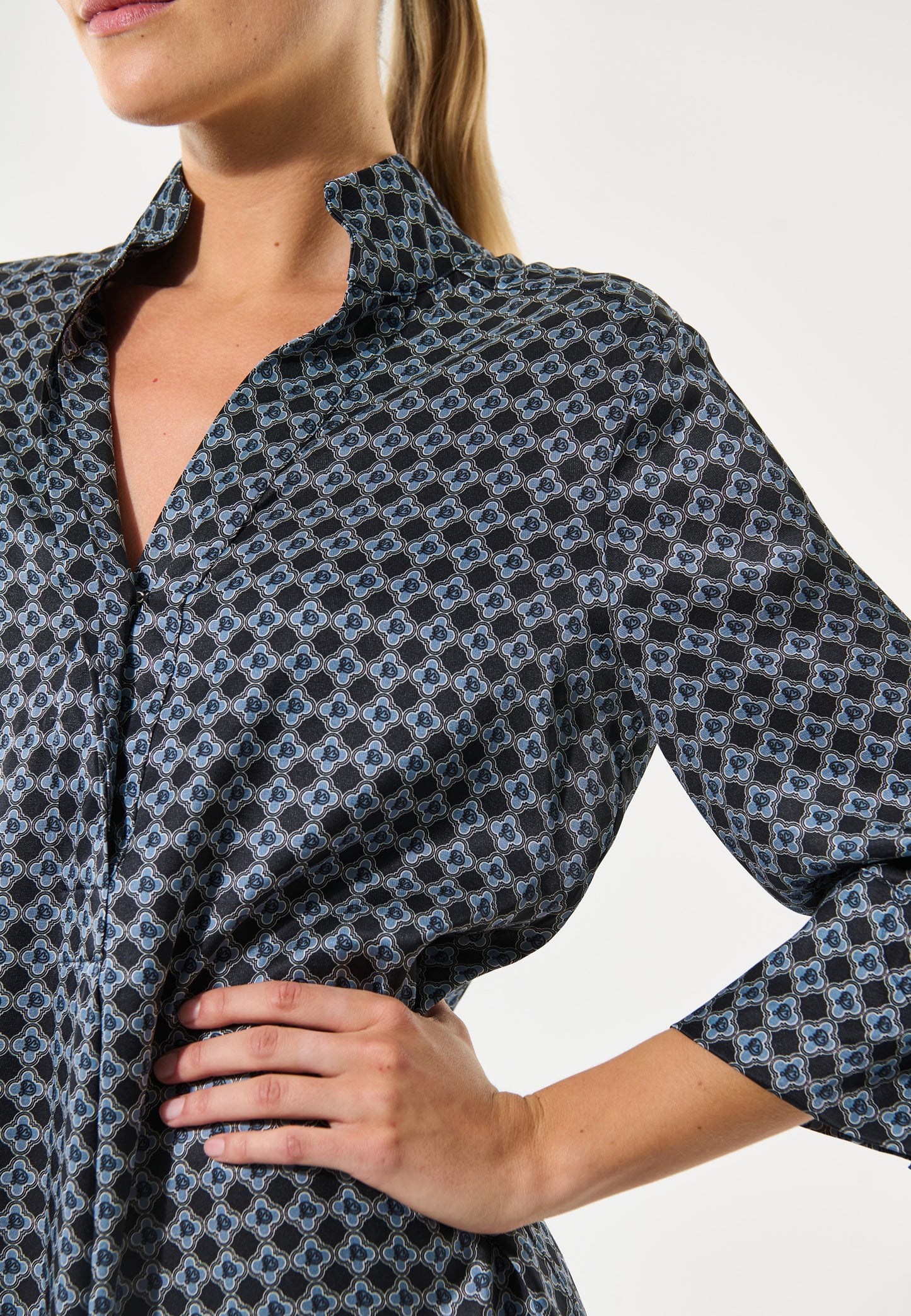 KAMILLESDEA - DEA KUDIBAL - MASAO