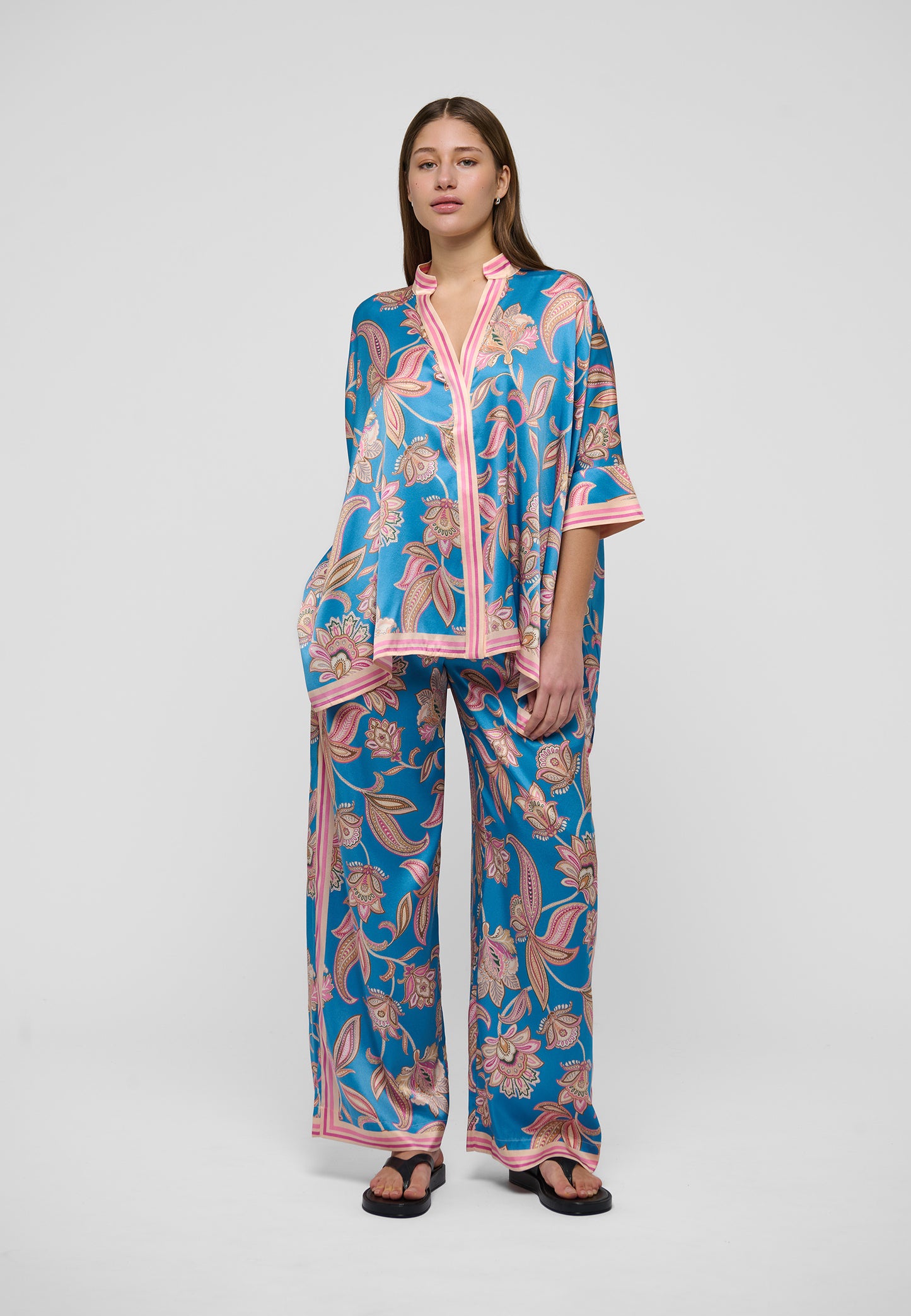 MARGODEA - DEA KUDIBAL - GRAND PAISLEY OCEAN