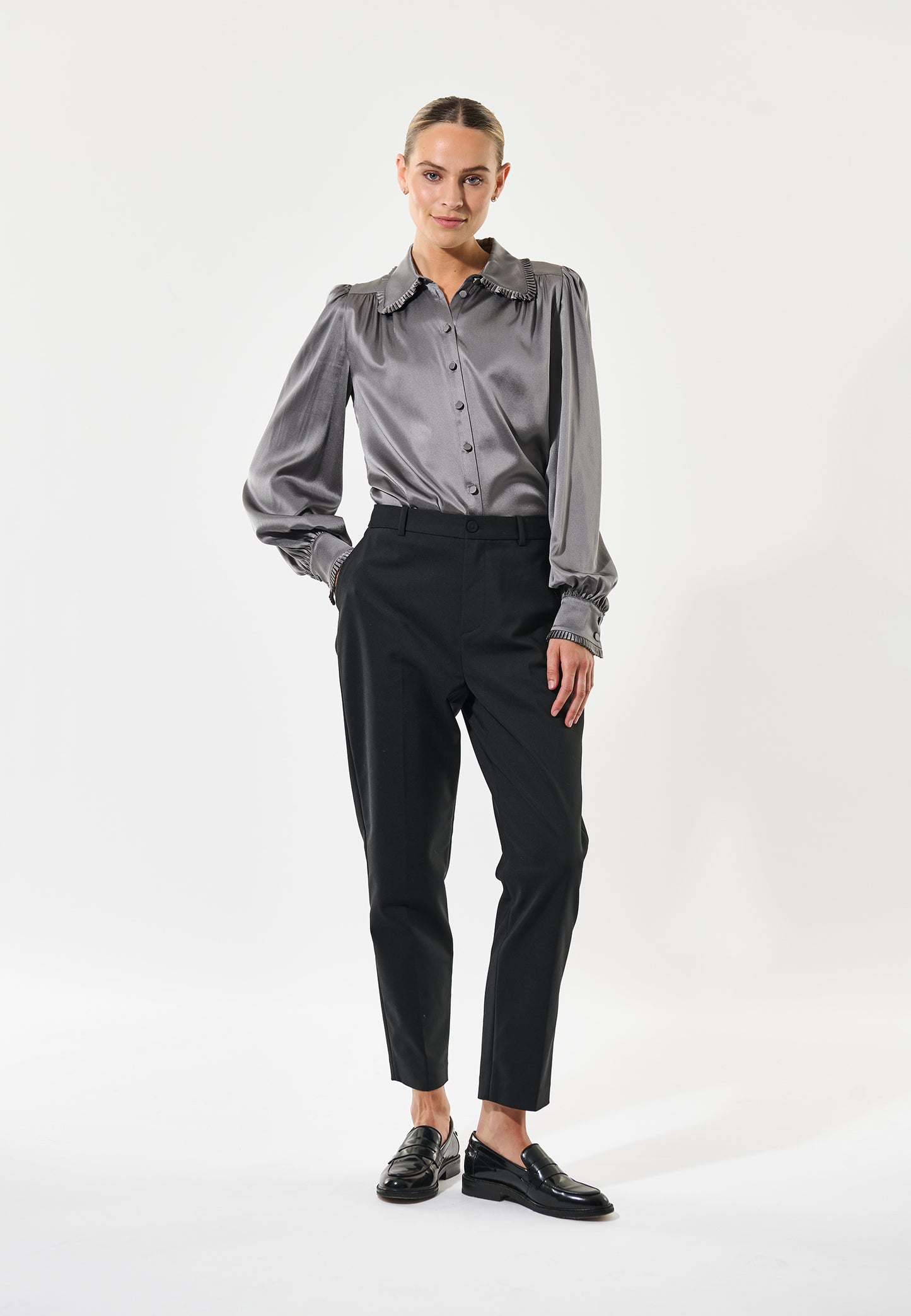 UMADEA  - DEA KUDIBAL - OWL