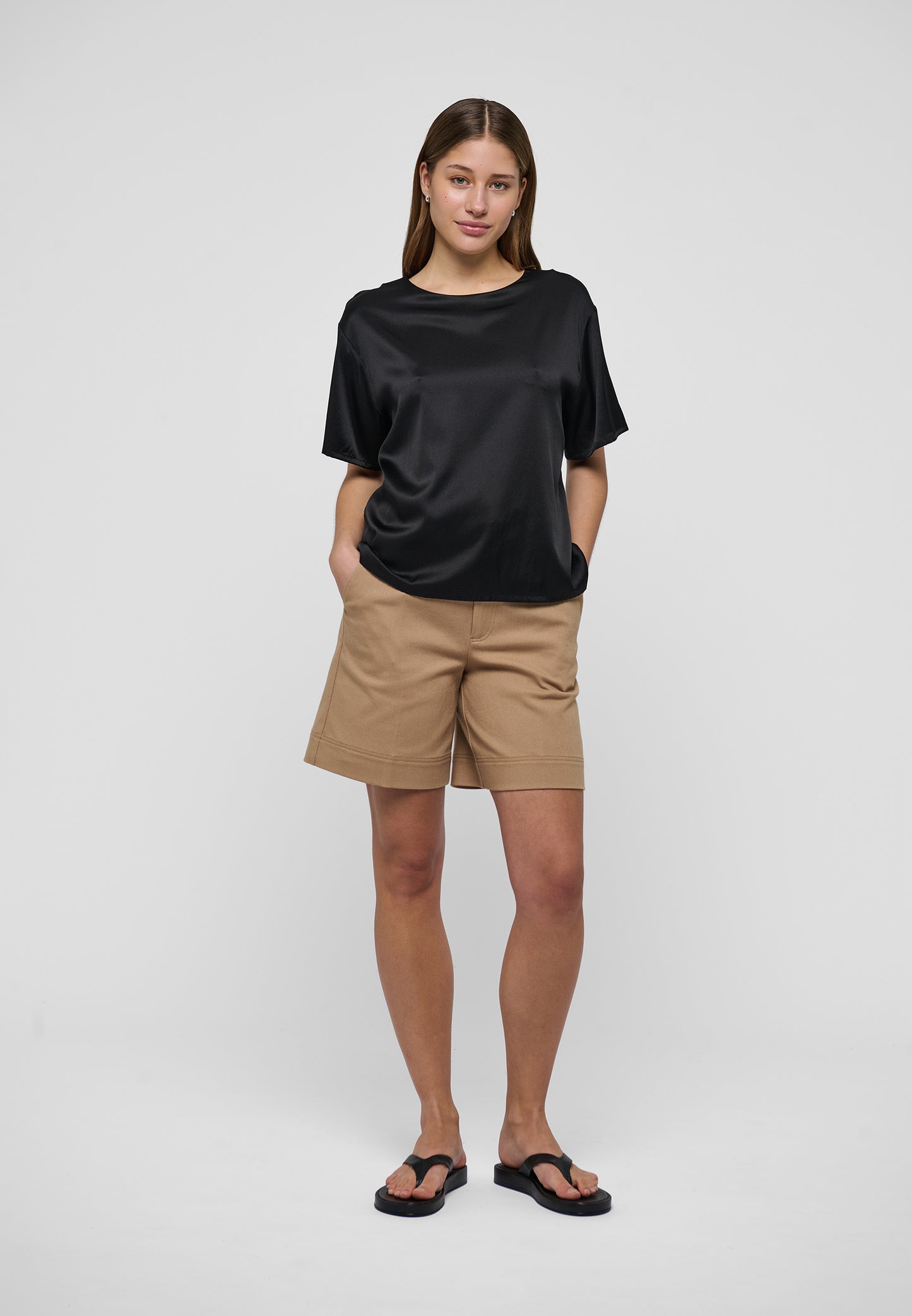 SOLANADEA - DEA KUDIBAL - BLACK