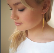 SOLID FEATHER SHORT /SINGLE - KIVILAI - GOLD