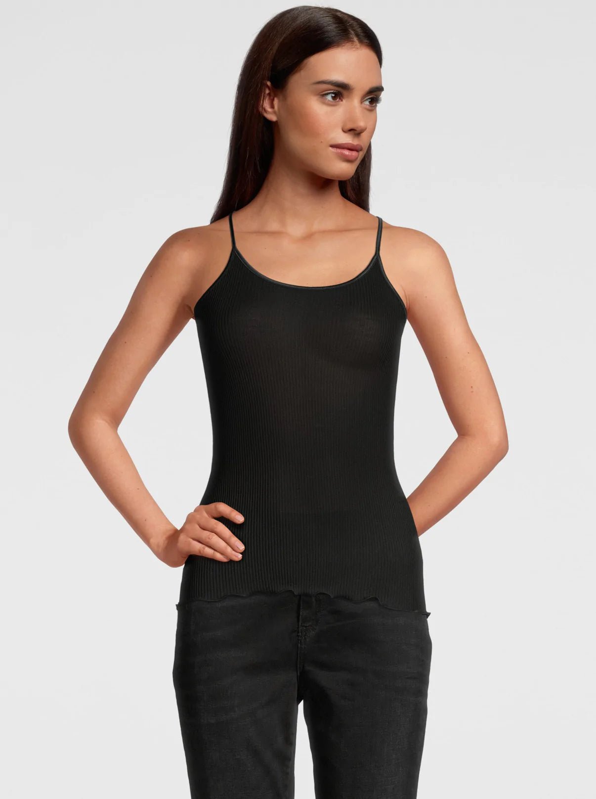 Basic top 3440R - Oscalito - Sort - Toppe - PAG STUDIO