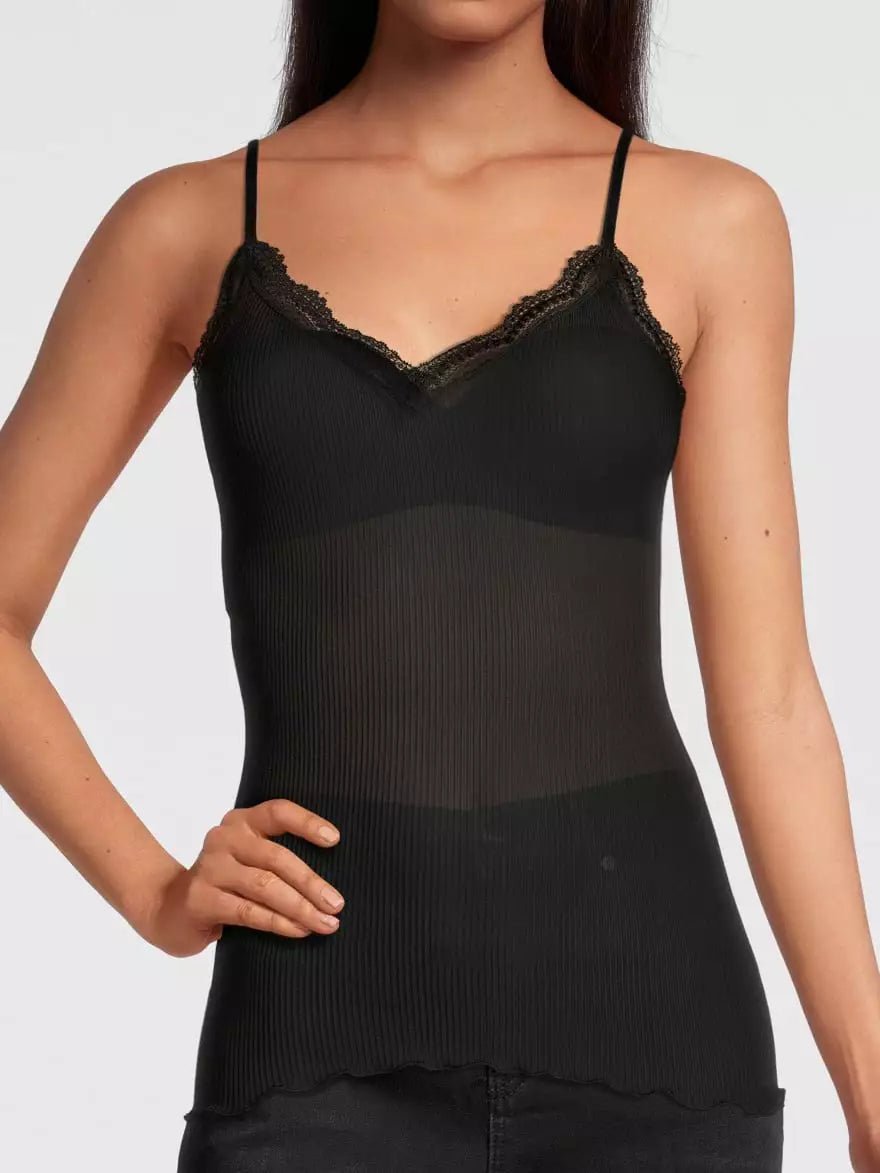 Silketop med blondekant 9434 - Oscalito - Sort - Toppe - PAG STUDIO