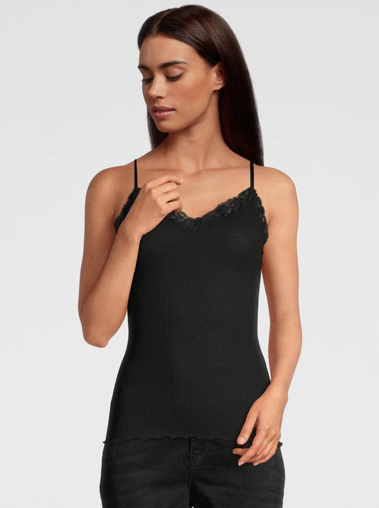 Top med blondekant 3408 - Oscalito - Sort - Toppe - PAG STUDIO